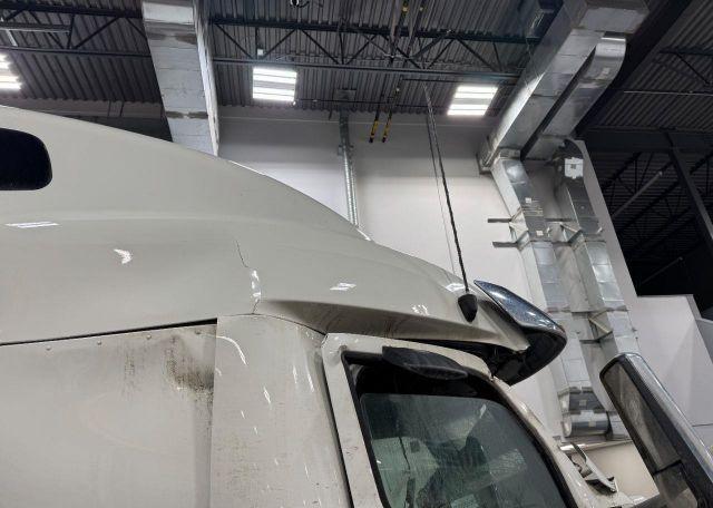 2023 PETERBILT 579