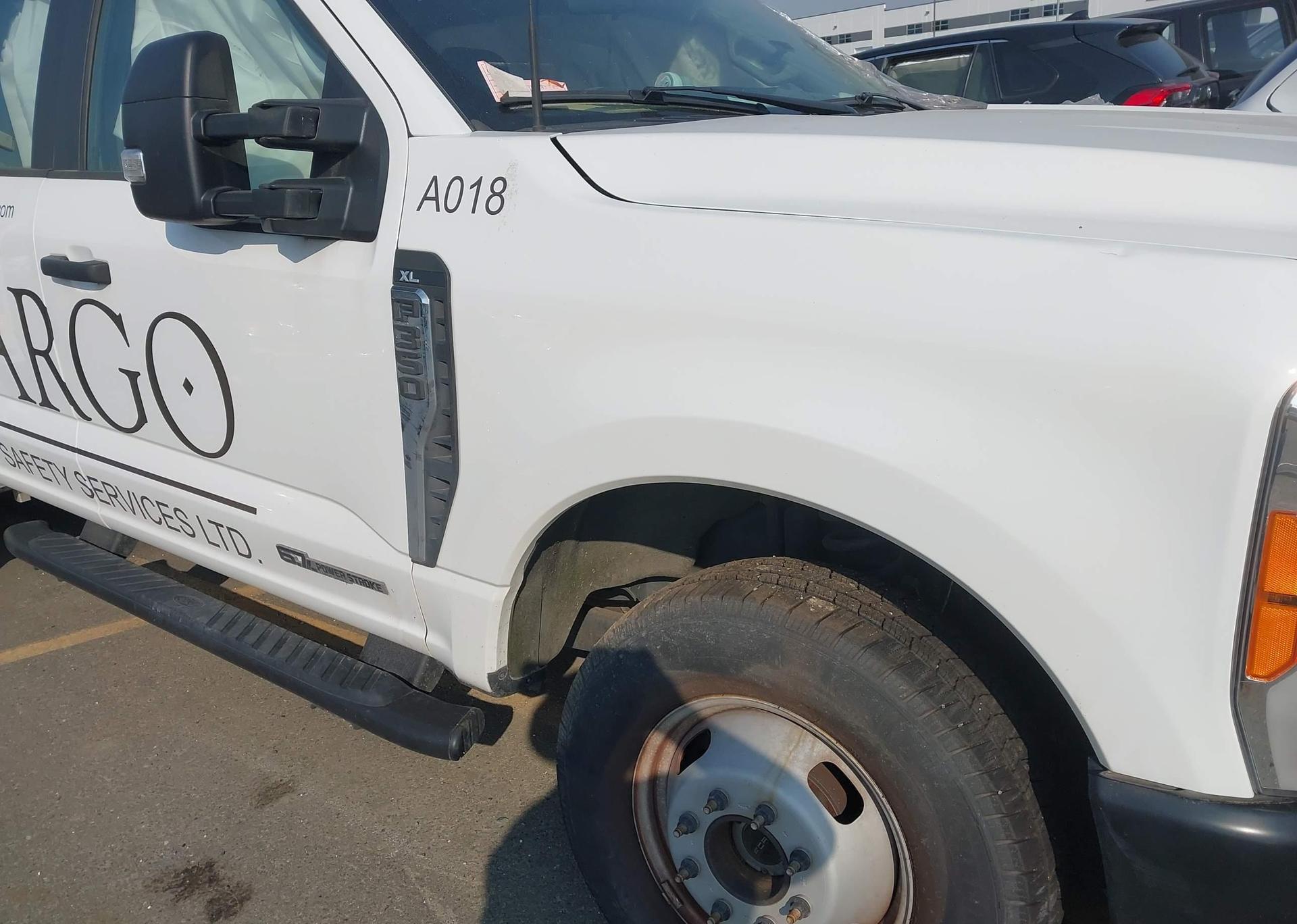 2023 FORD F350