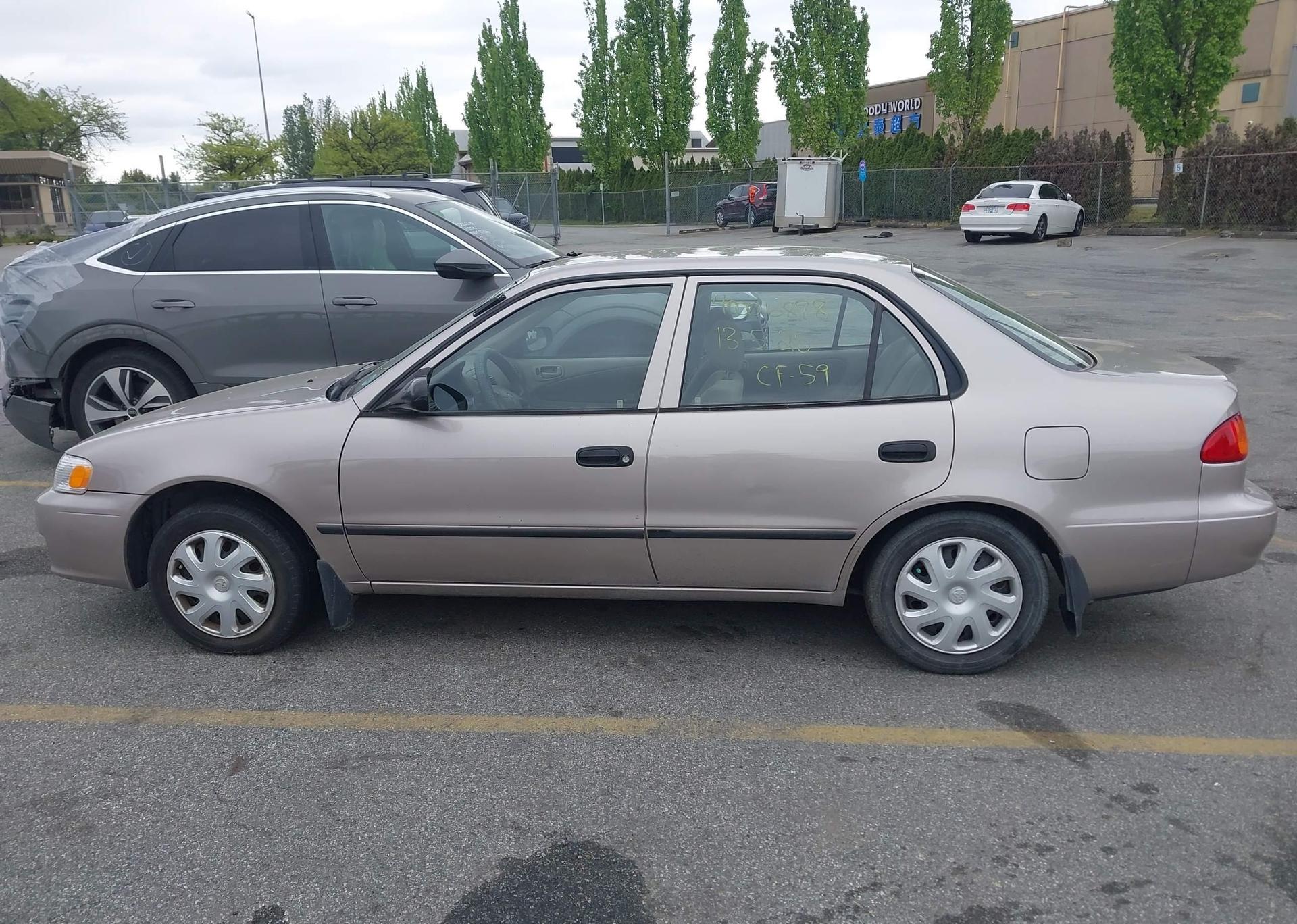 2002 TOYOTA COROLLA CE