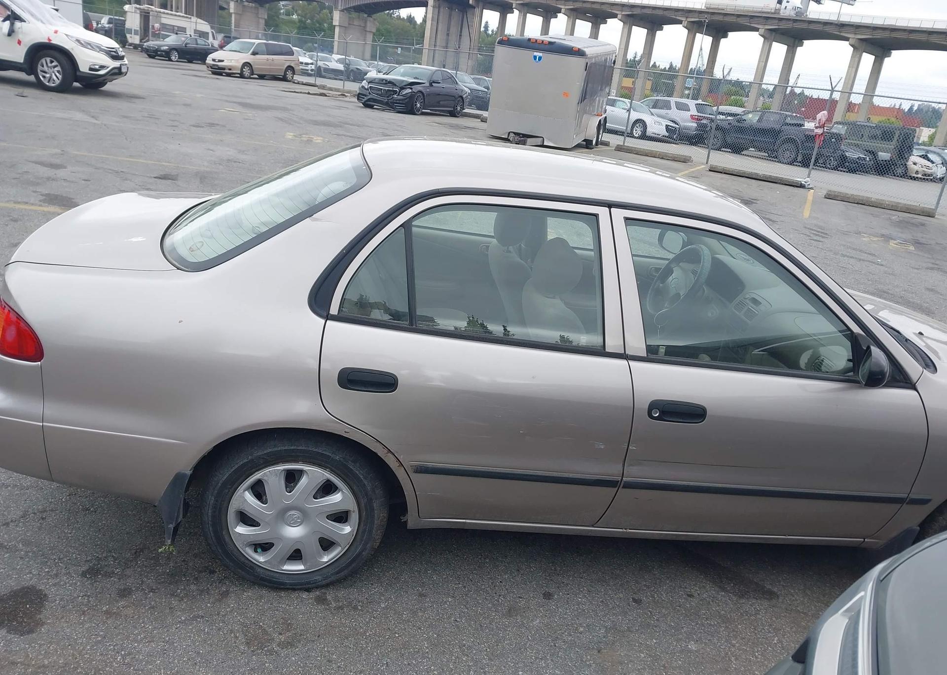2002 TOYOTA COROLLA CE