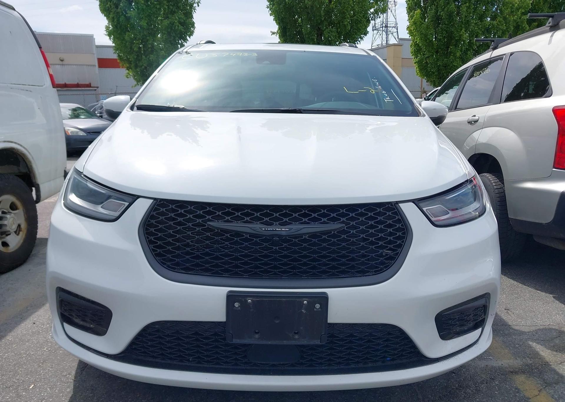 2023 CHRYSLER PACIFICA TOURING L