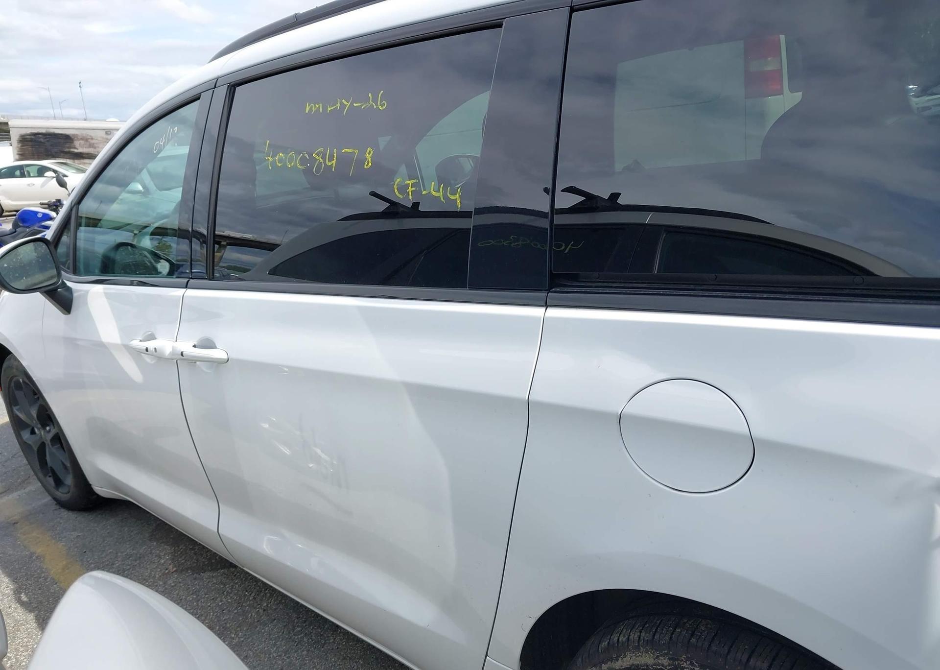 2023 CHRYSLER PACIFICA TOURING L