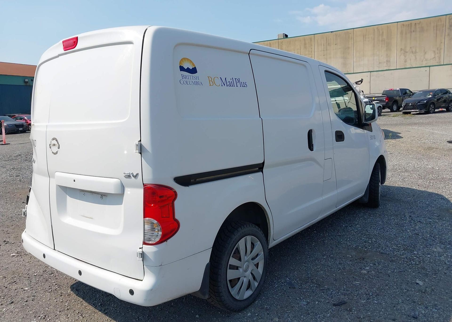 2017 NISSAN NV200 2.5S
