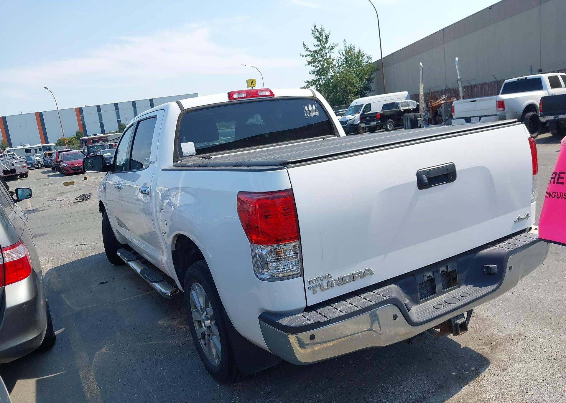 2013 TOYOTA TUNDRA CREWMAX LTD