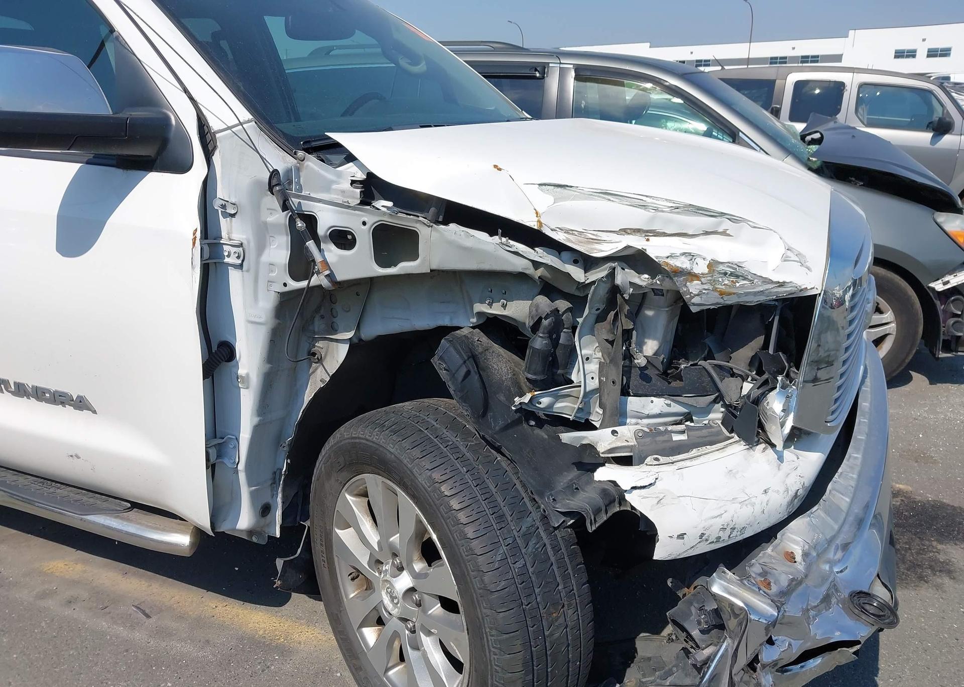 2013 TOYOTA TUNDRA CREWMAX LTD