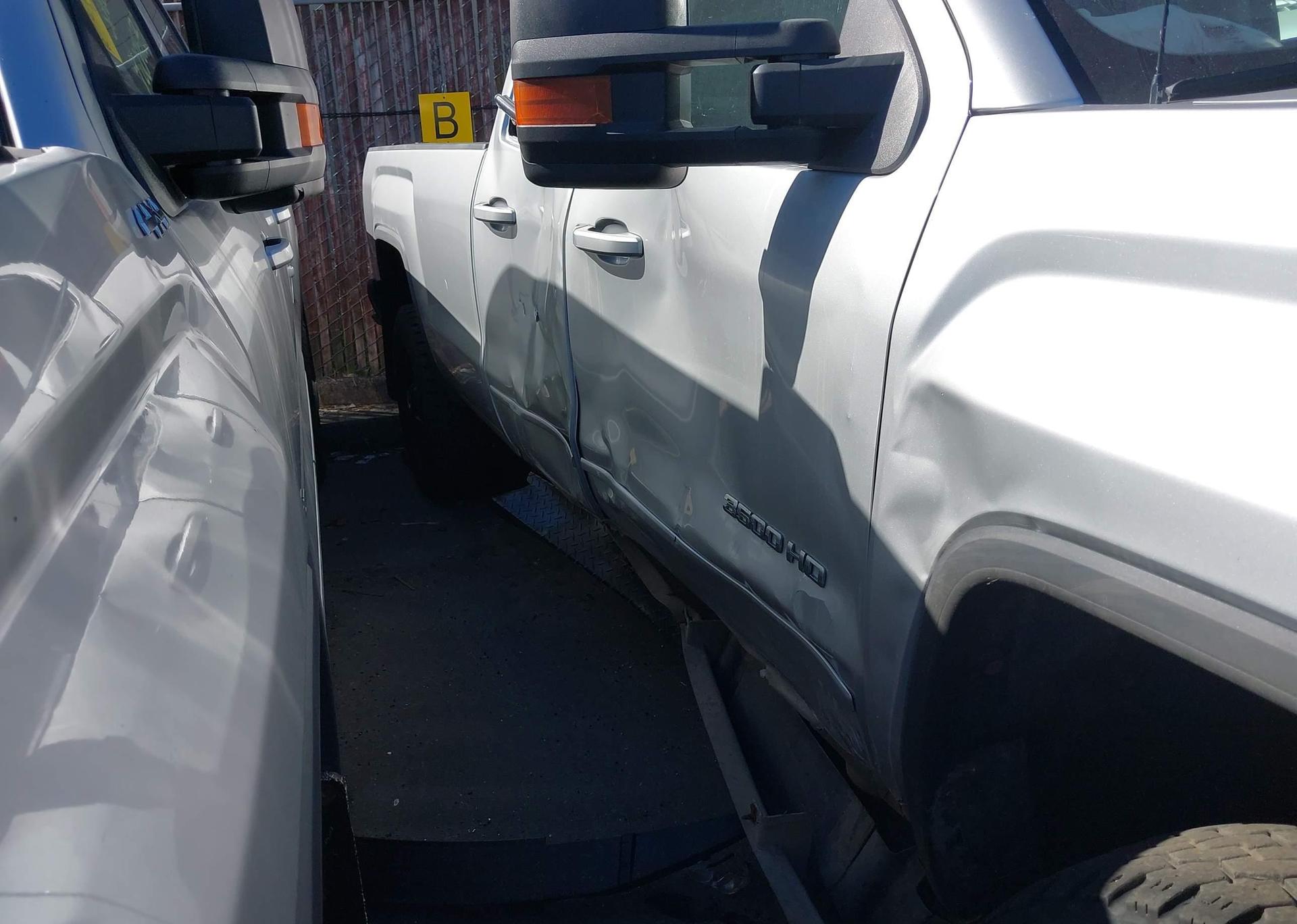 2015 GMC SIERRA K3500 SLE