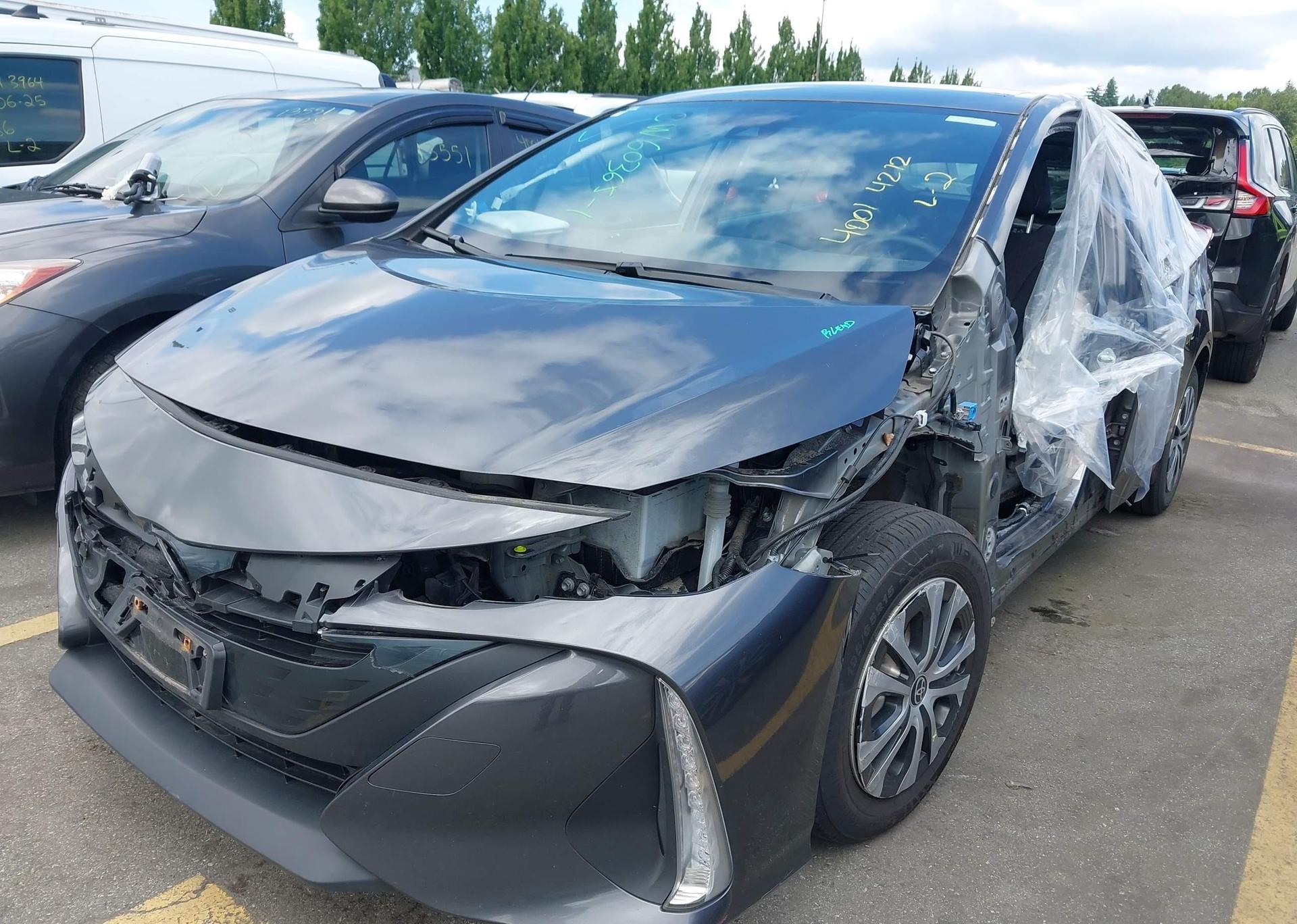 2021 TOYOTA PRIUS