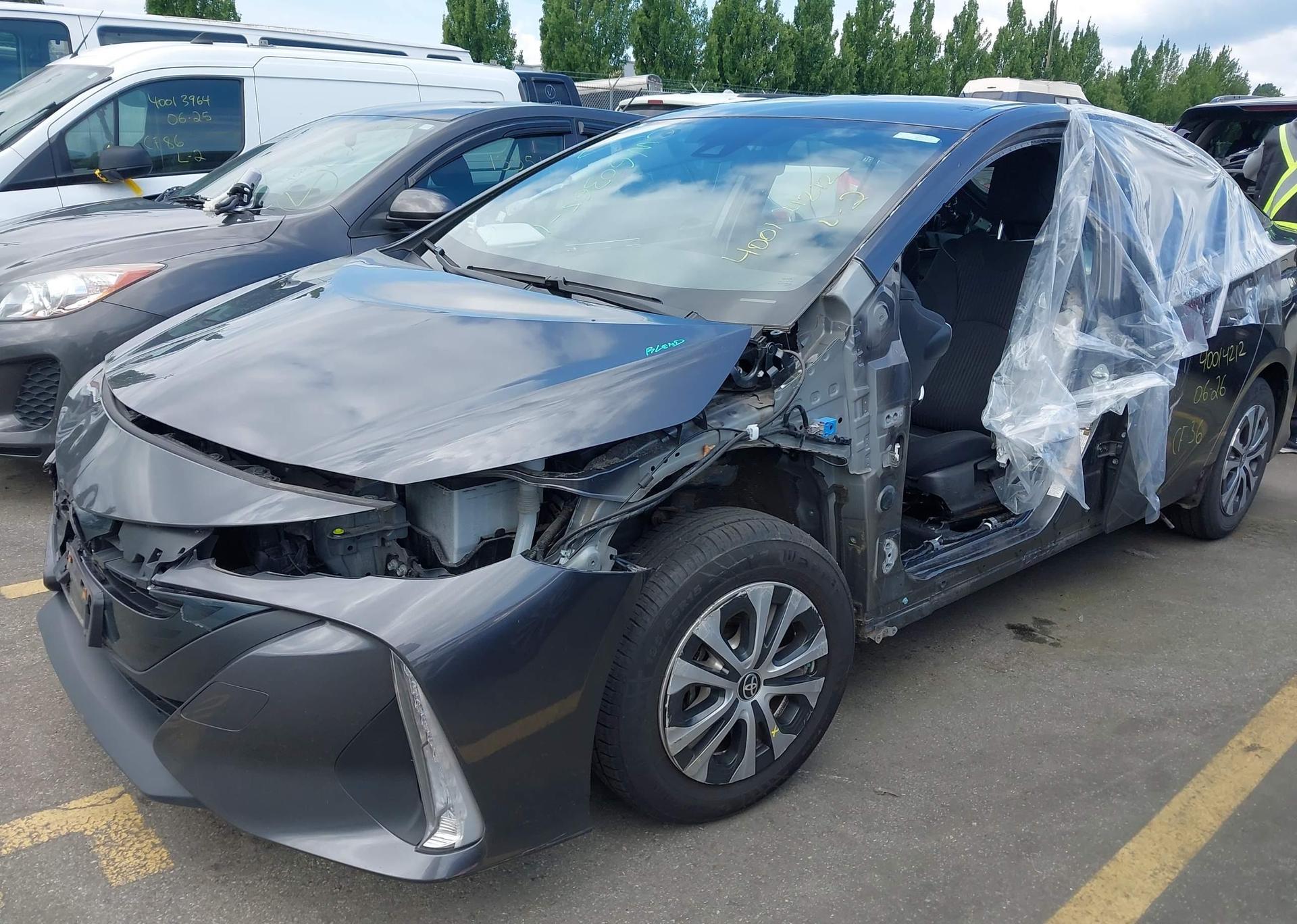 2021 TOYOTA PRIUS