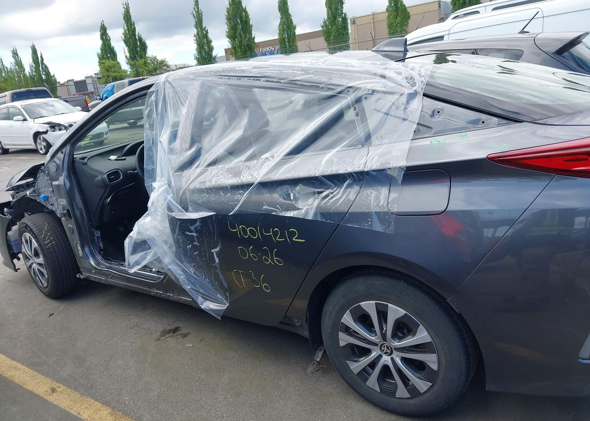 2021 TOYOTA PRIUS