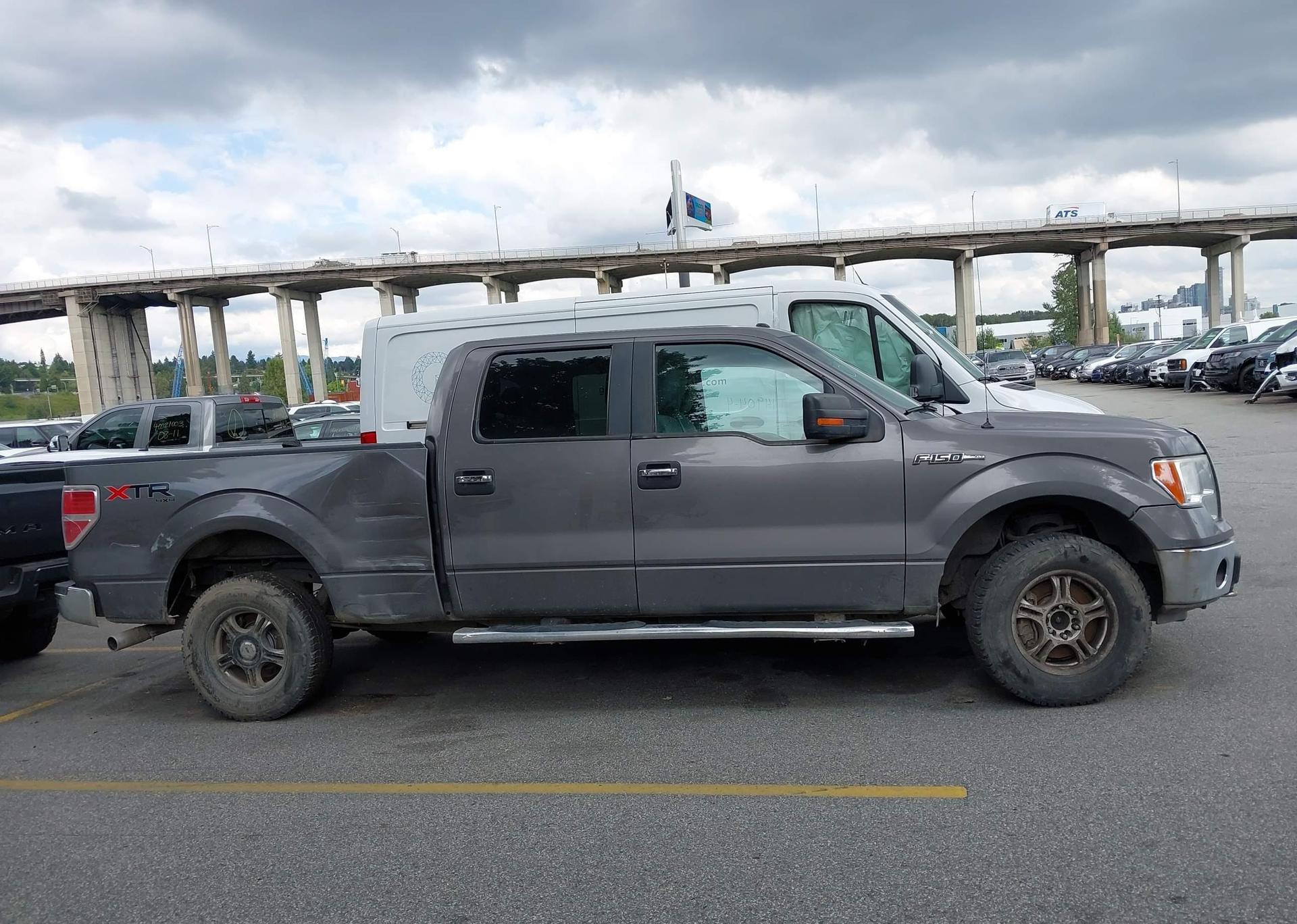 2012 FORD F150