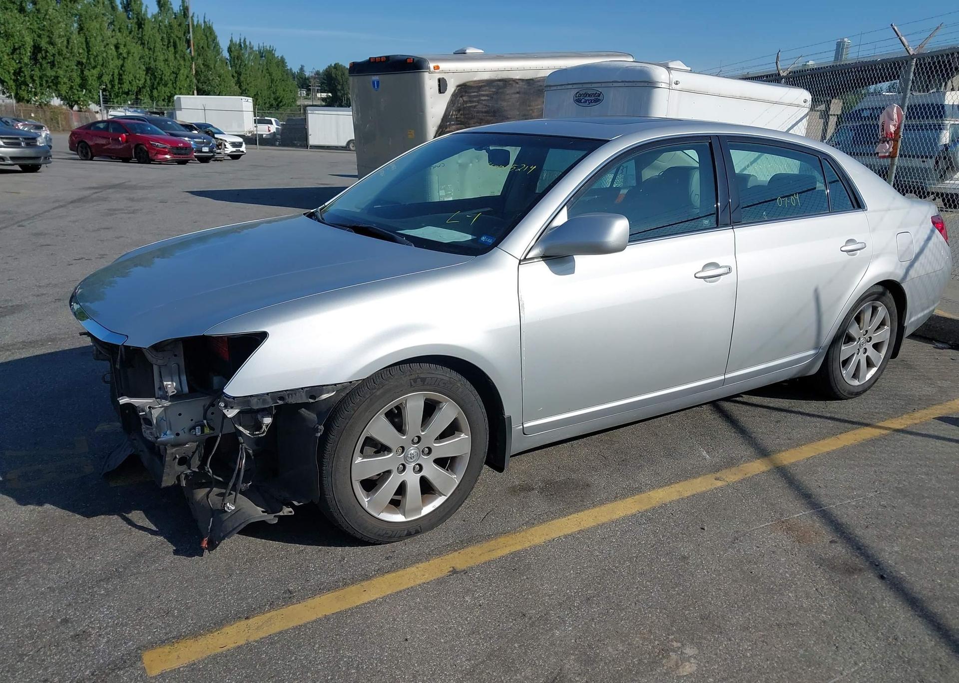 2007 TOYOTA AVALON XL