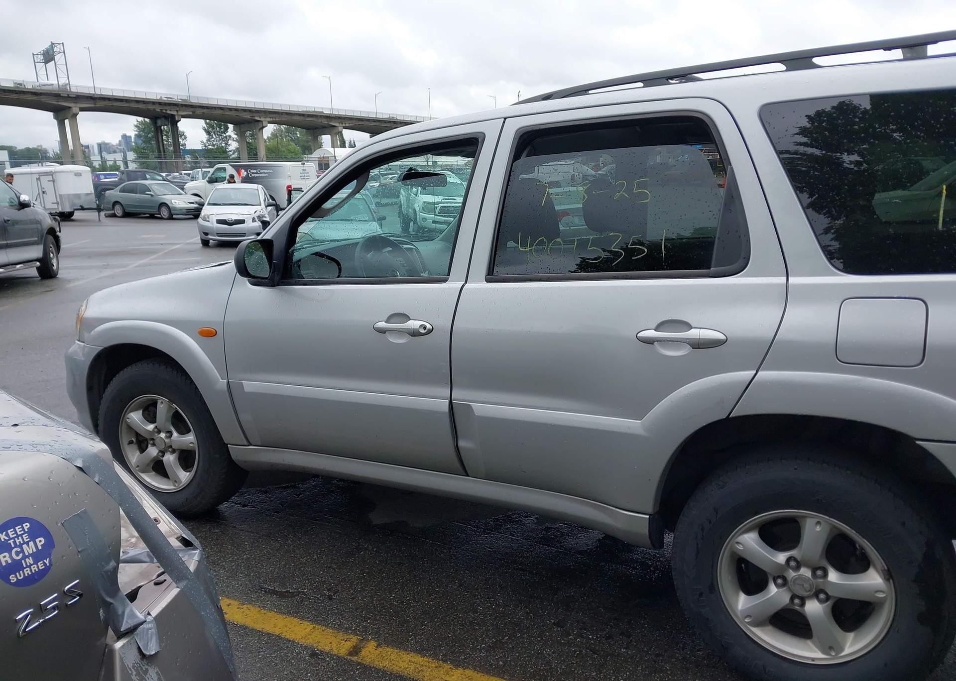 2005 MAZDA TRIBUTE S