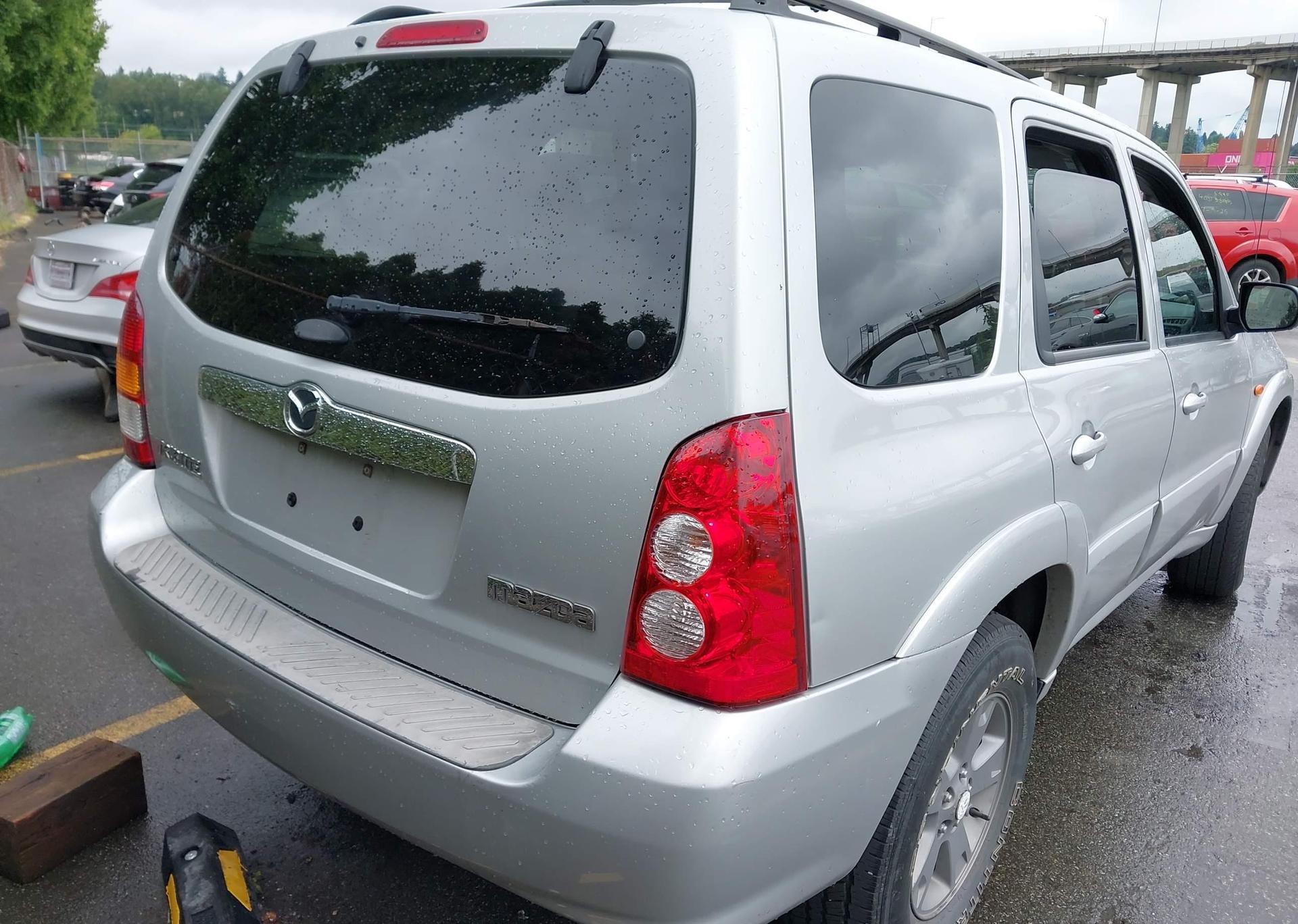 2005 MAZDA TRIBUTE S