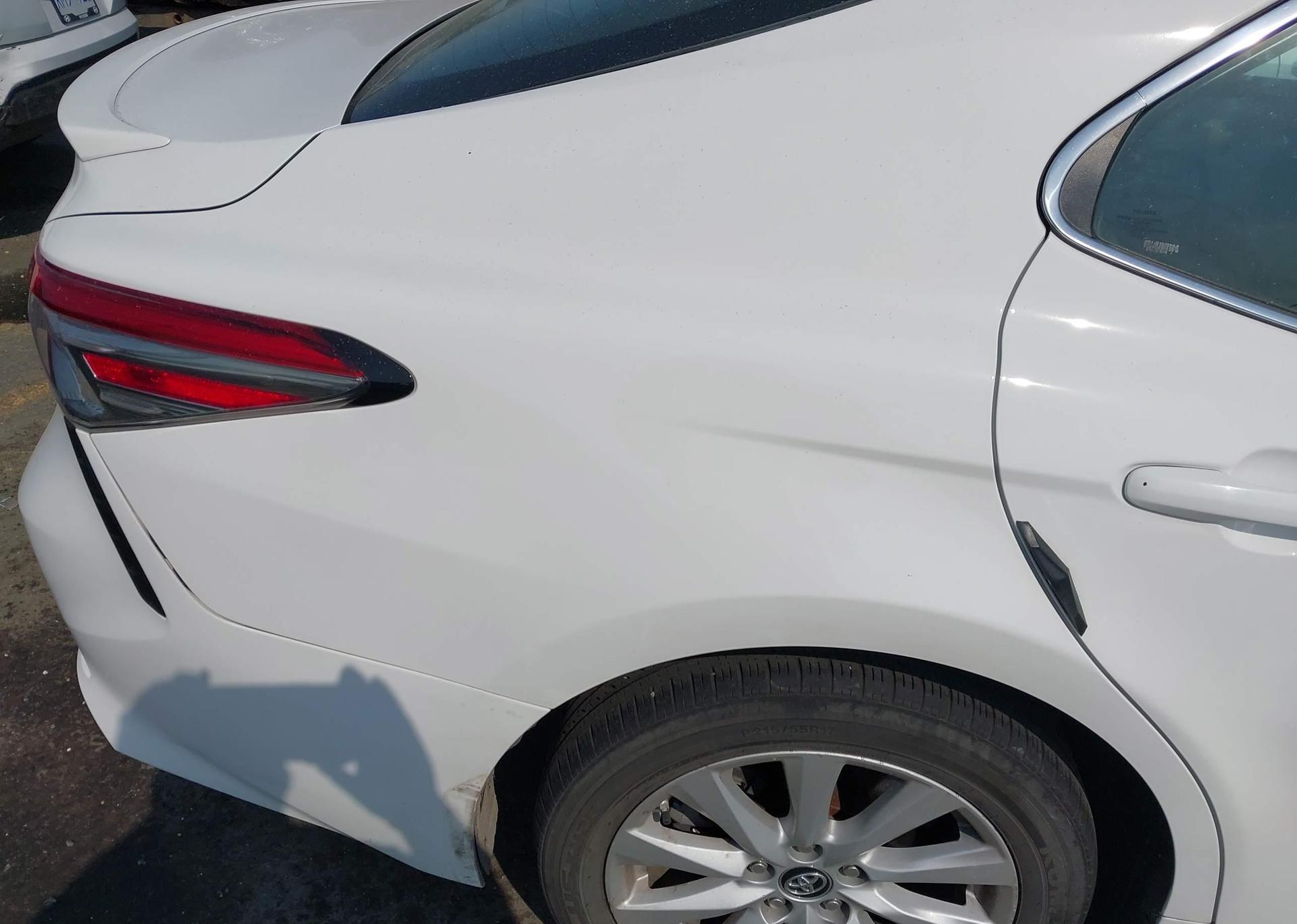 2018 TOYOTA CAMRY