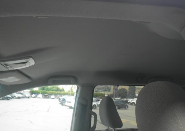 2013 TOYOTA SIENNA LE