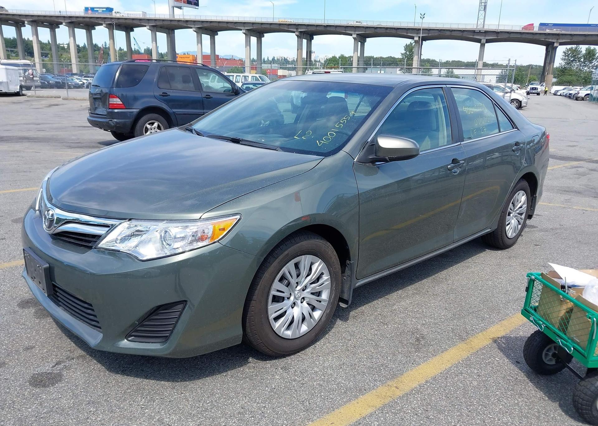 2012 TOYOTA CAMRY