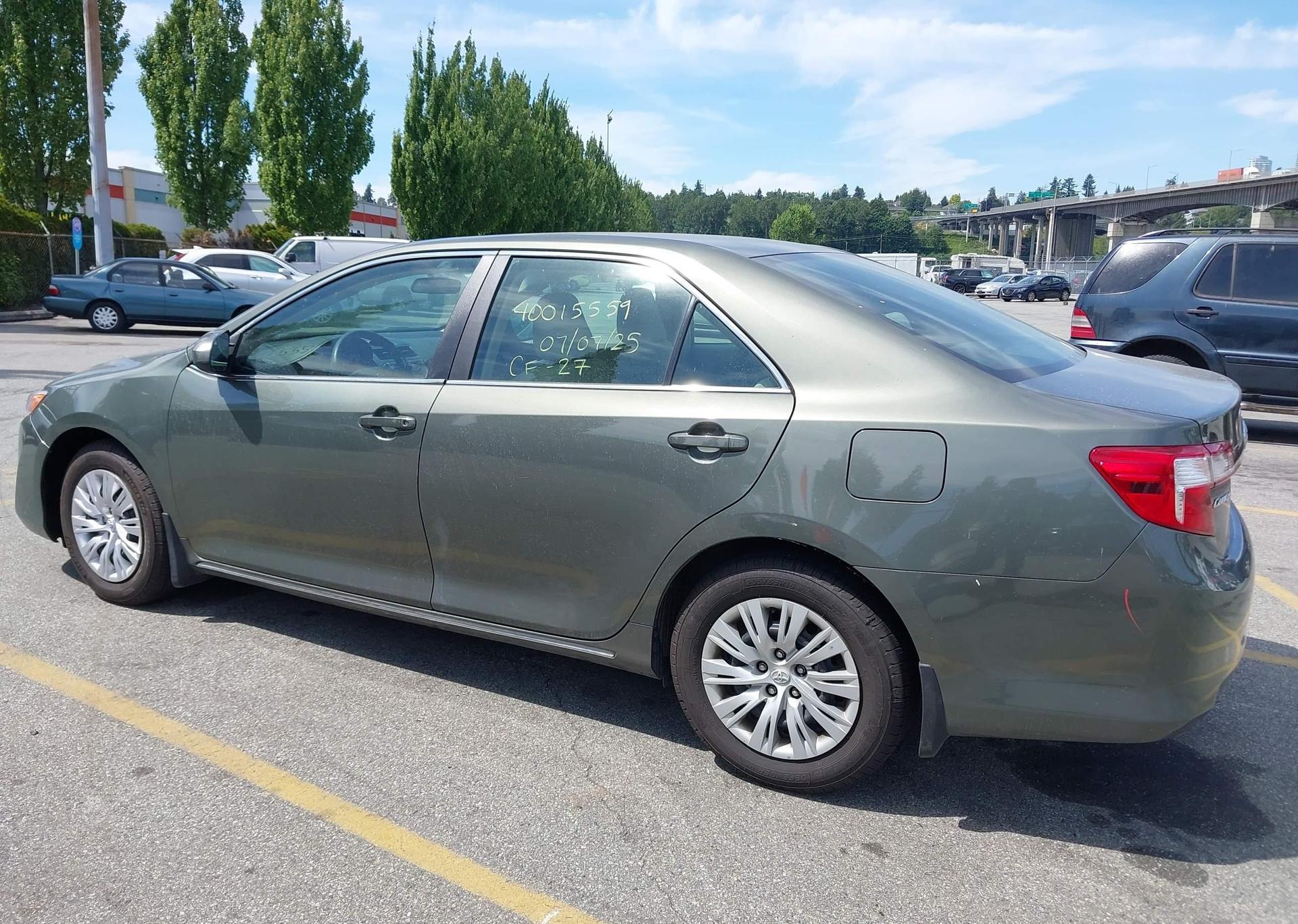 2012 TOYOTA CAMRY