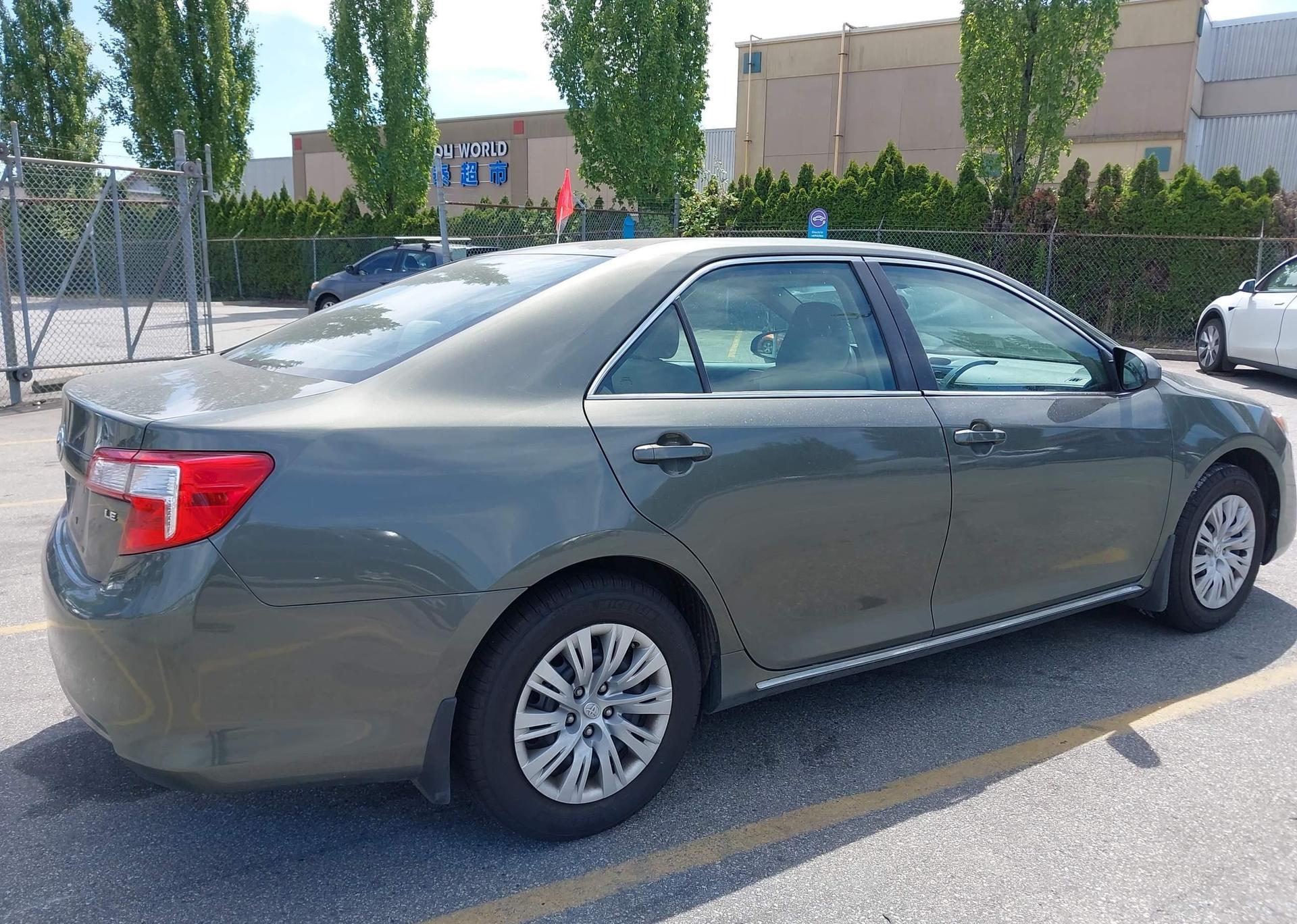 2012 TOYOTA CAMRY