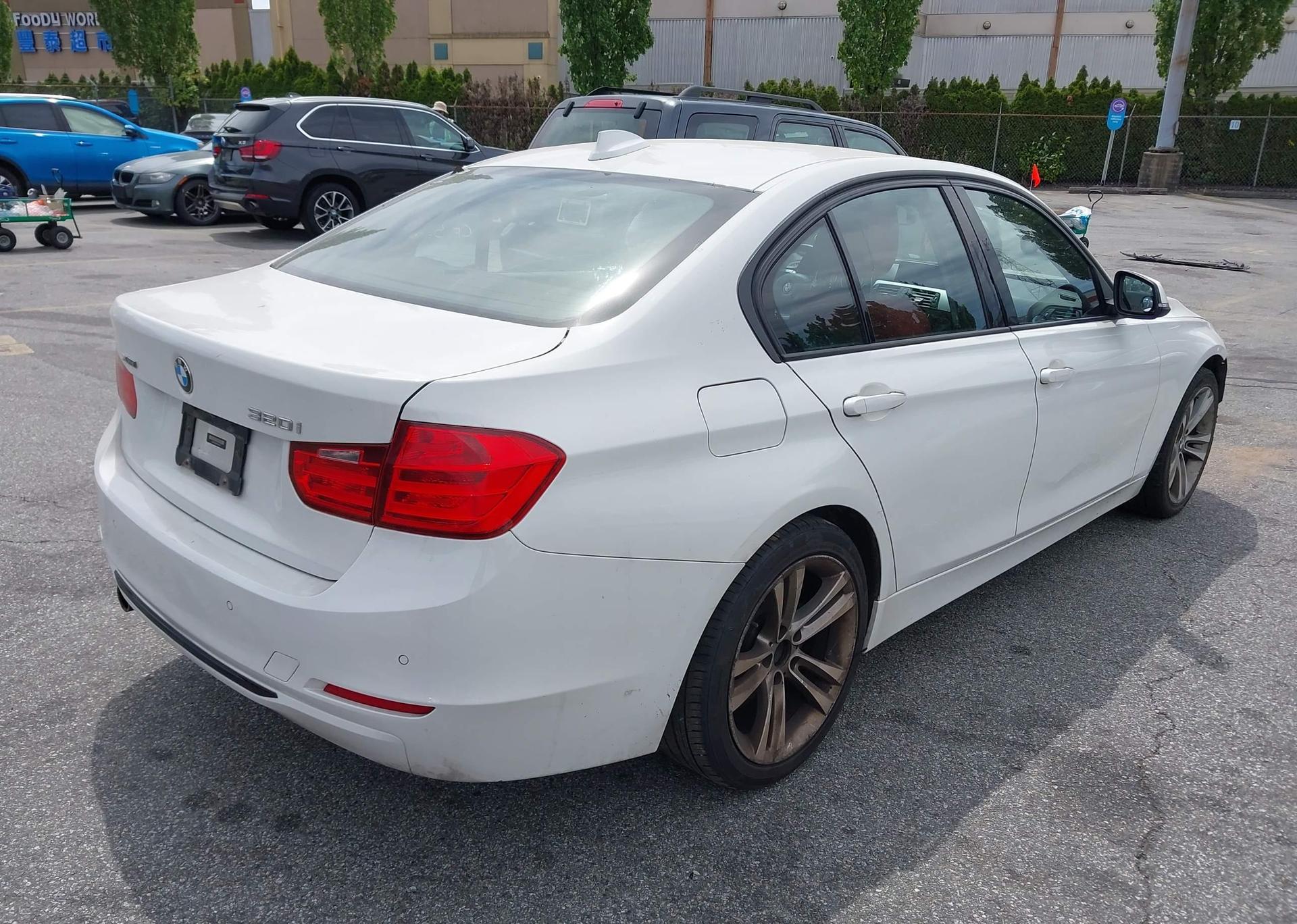 2015 BMW 320I