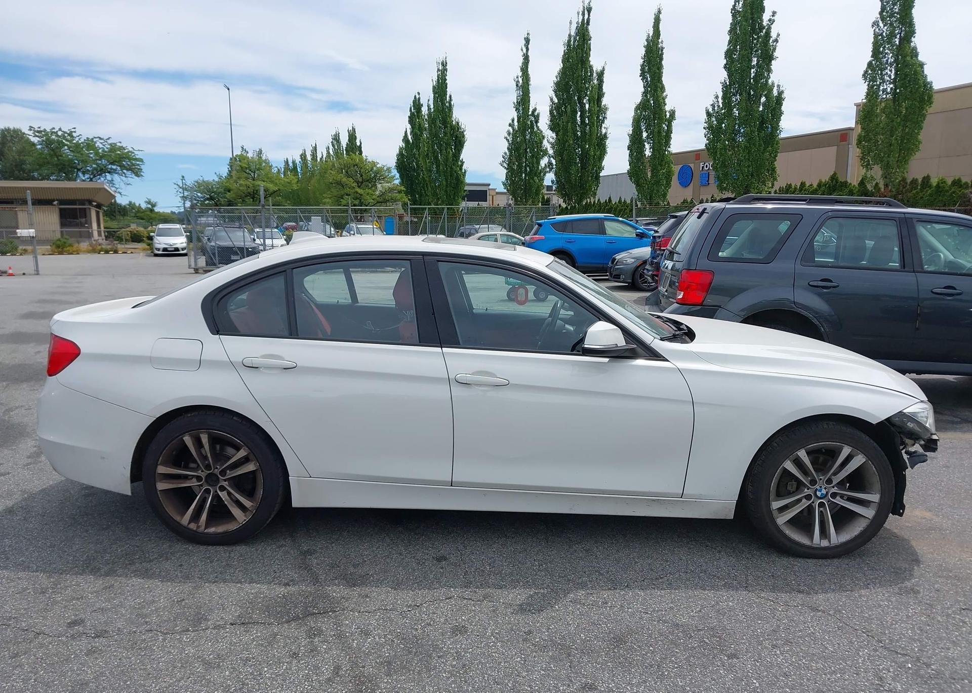2015 BMW 320I