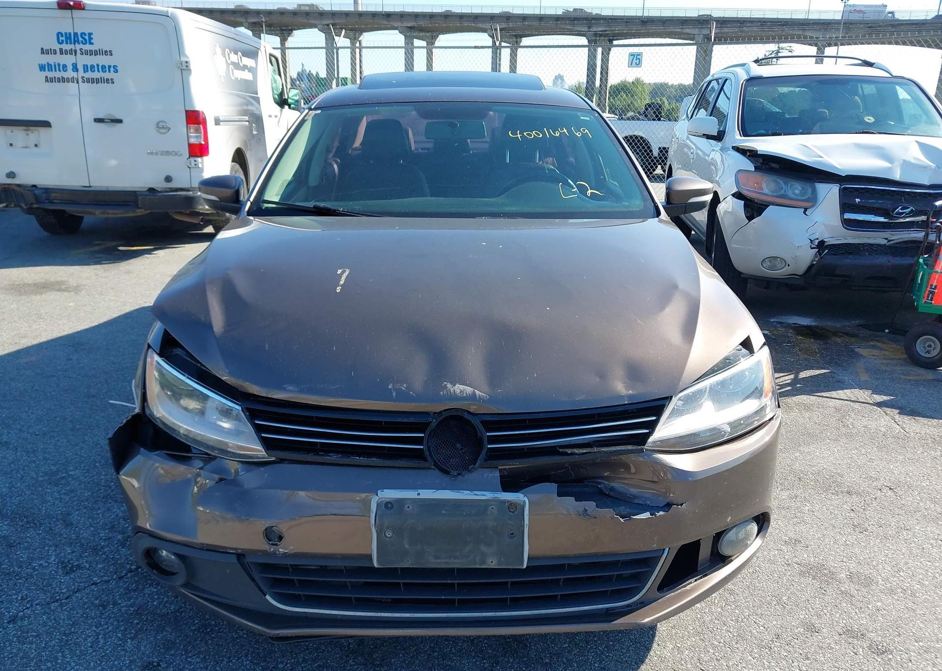 2011 VOLKSWAGEN JETTA