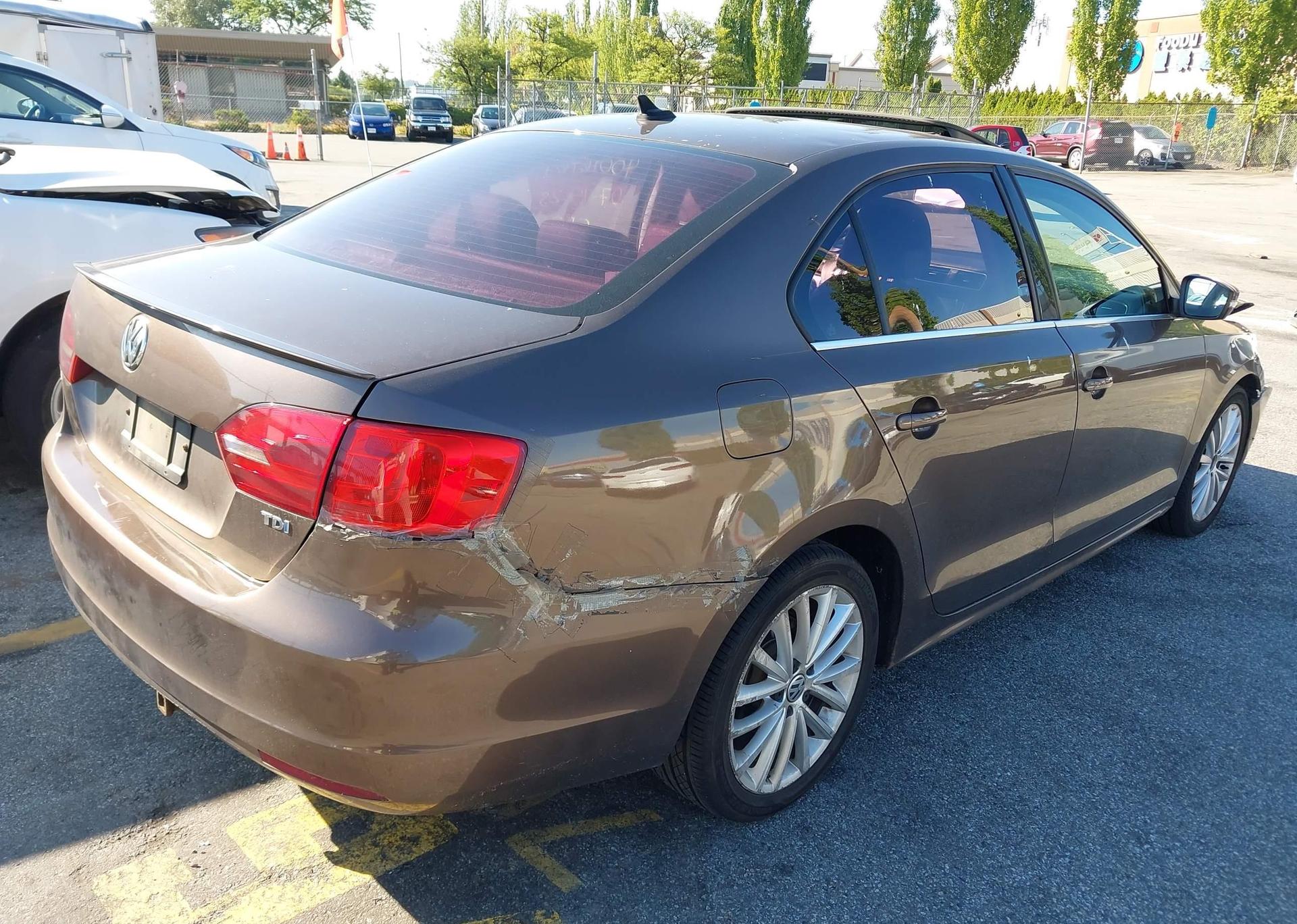 2011 VOLKSWAGEN JETTA