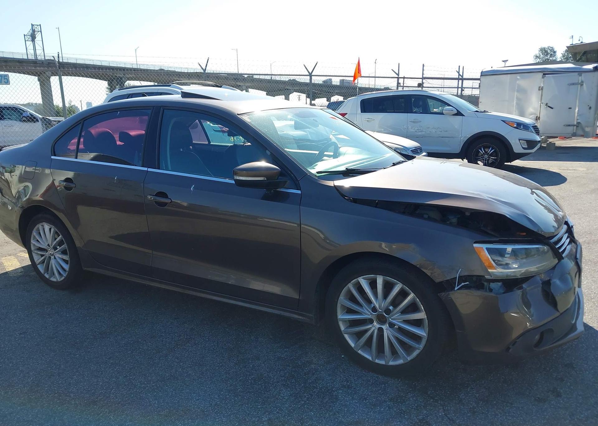 2011 VOLKSWAGEN JETTA