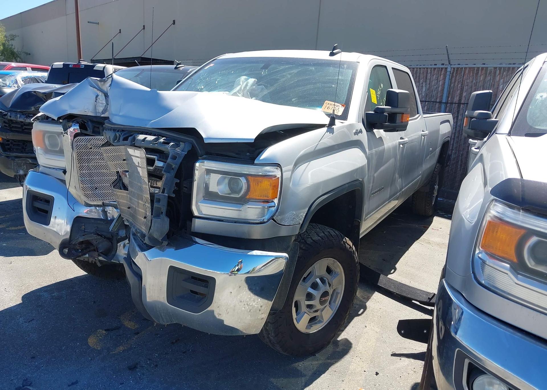 2015 GMC SIERRA K2500 SLE