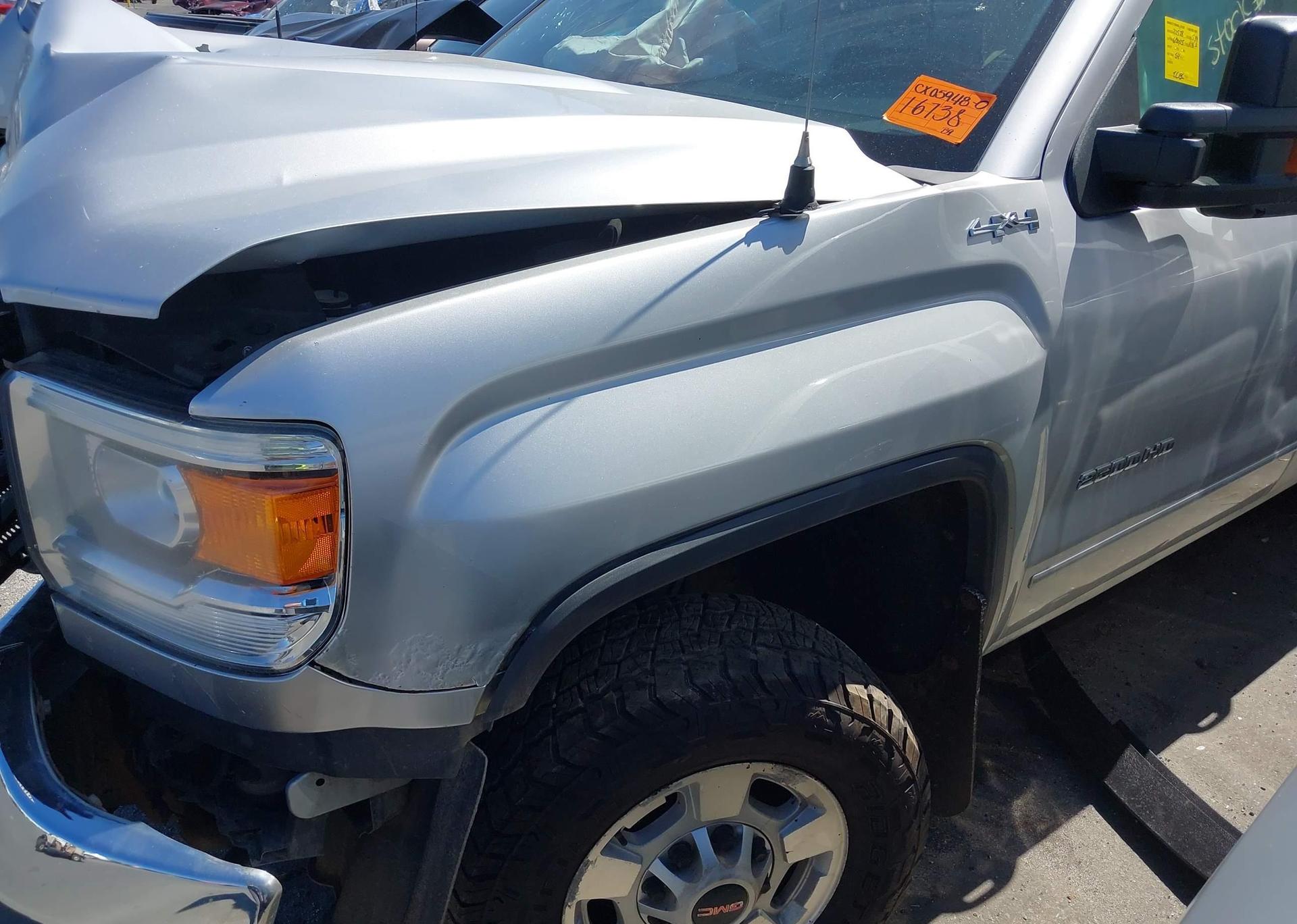 2015 GMC SIERRA K2500 SLE