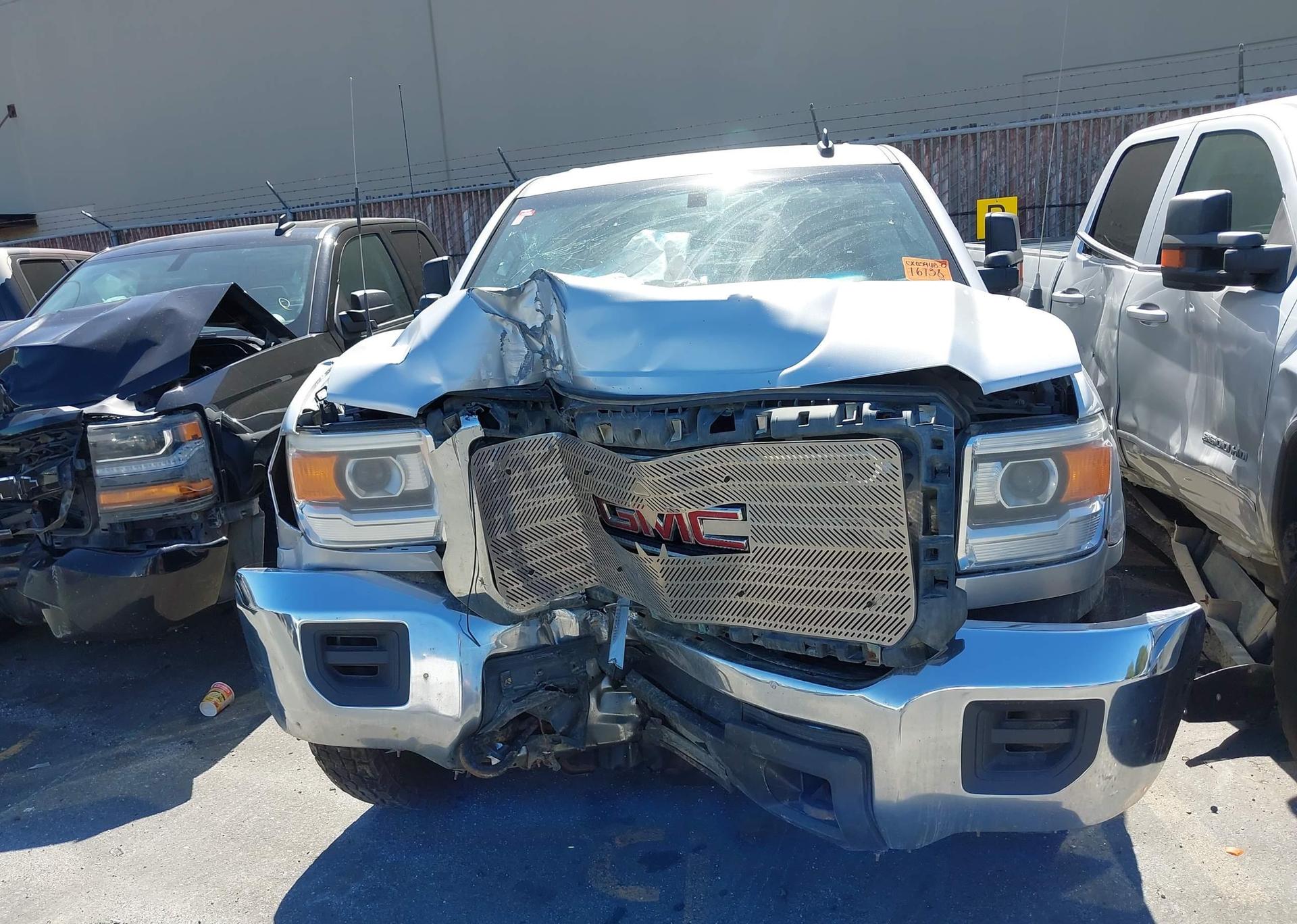 2015 GMC SIERRA K2500 SLE
