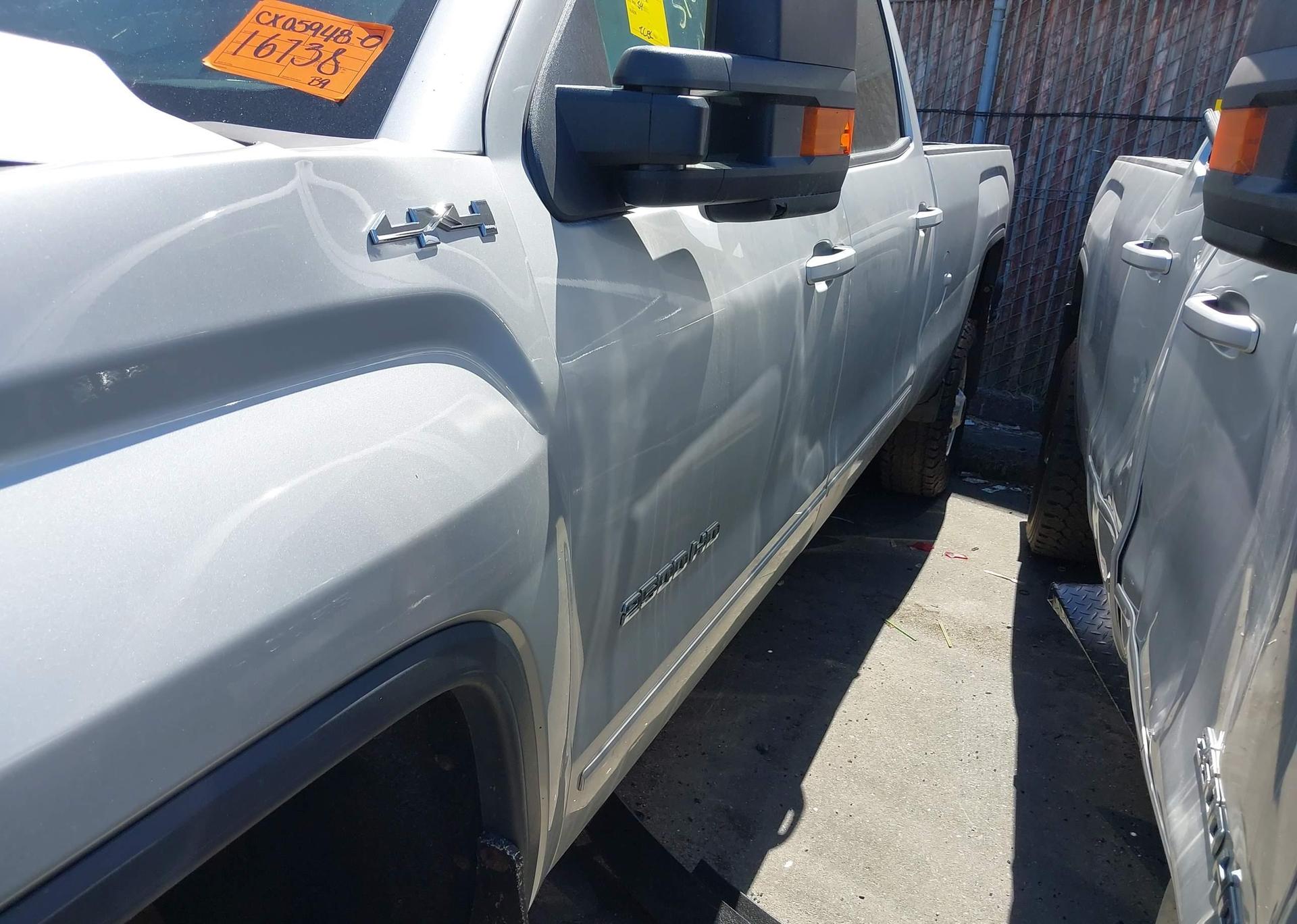 2015 GMC SIERRA K2500 SLE