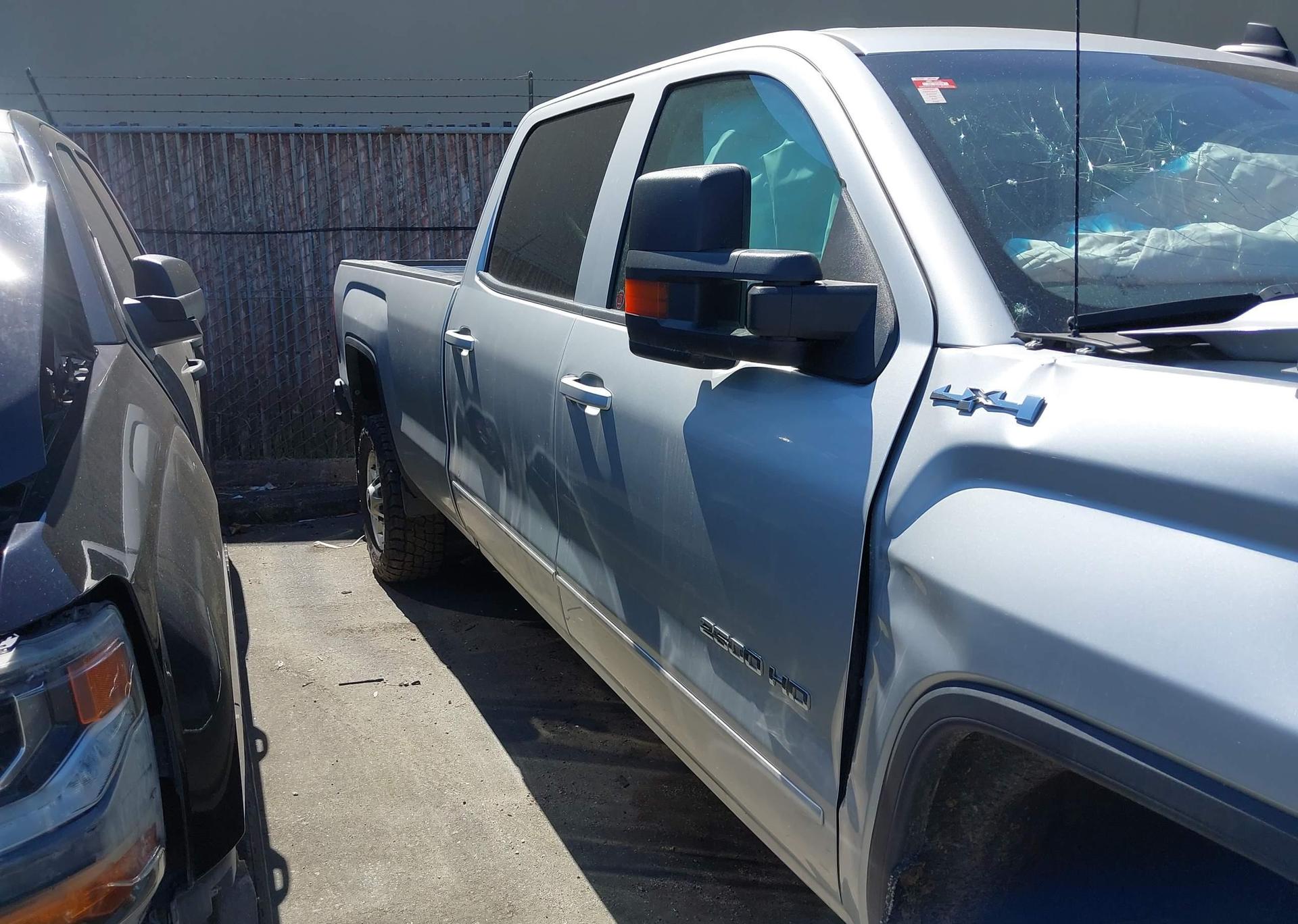 2015 GMC SIERRA K2500 SLE