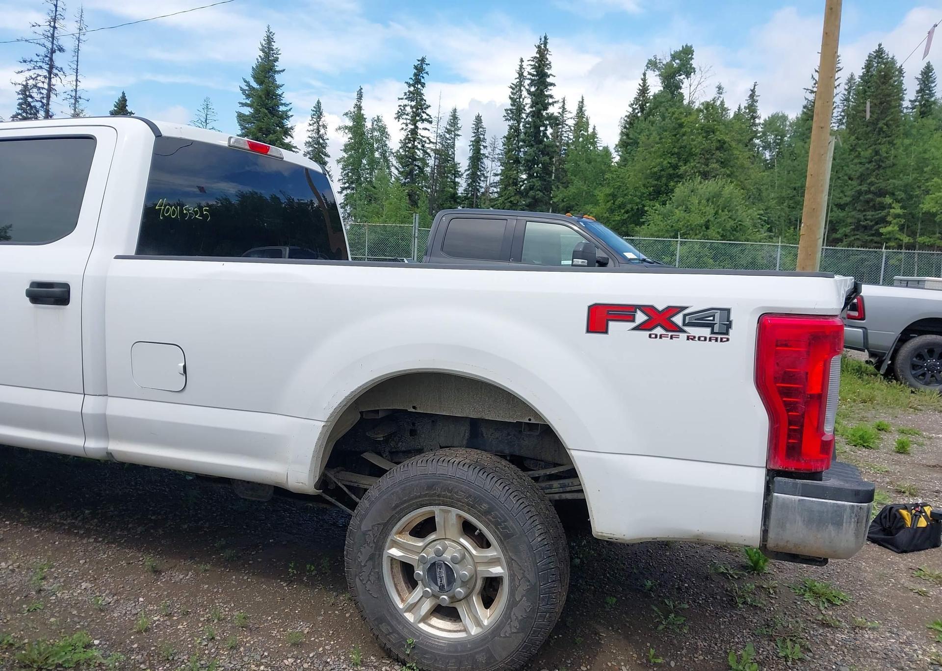 2017 FORD F-350 XLT