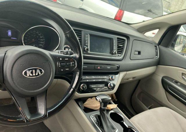 2020 KIA SEDONA LX