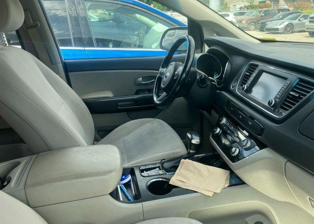2020 KIA SEDONA LX