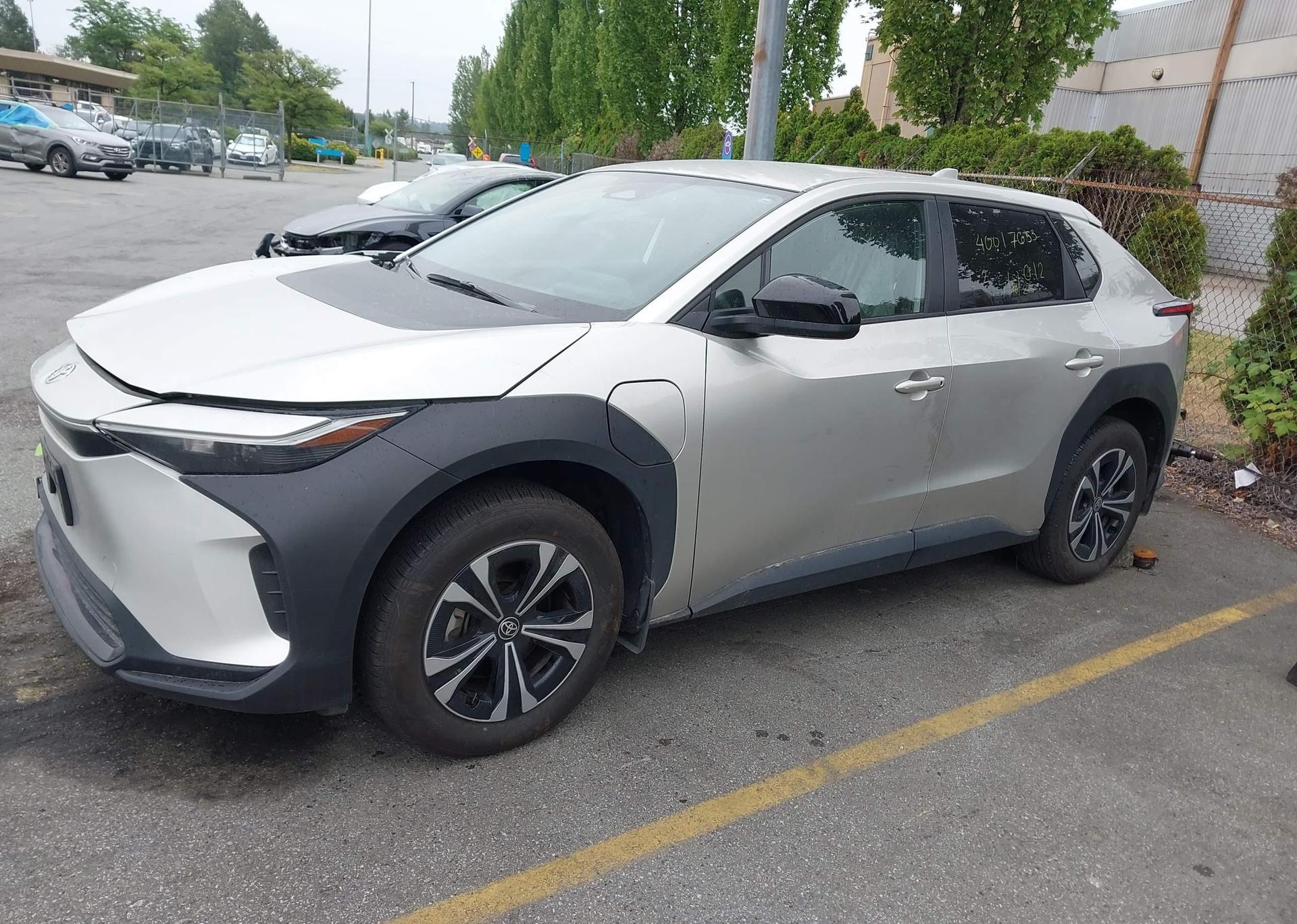 2024 TOYOTA BZ4X
