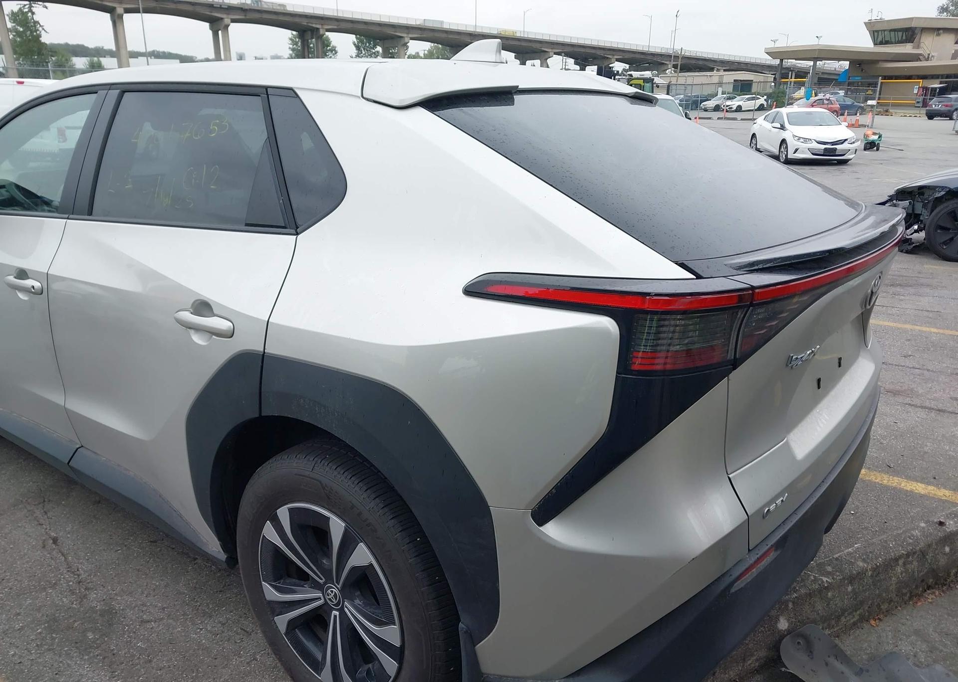 2024 TOYOTA BZ4X