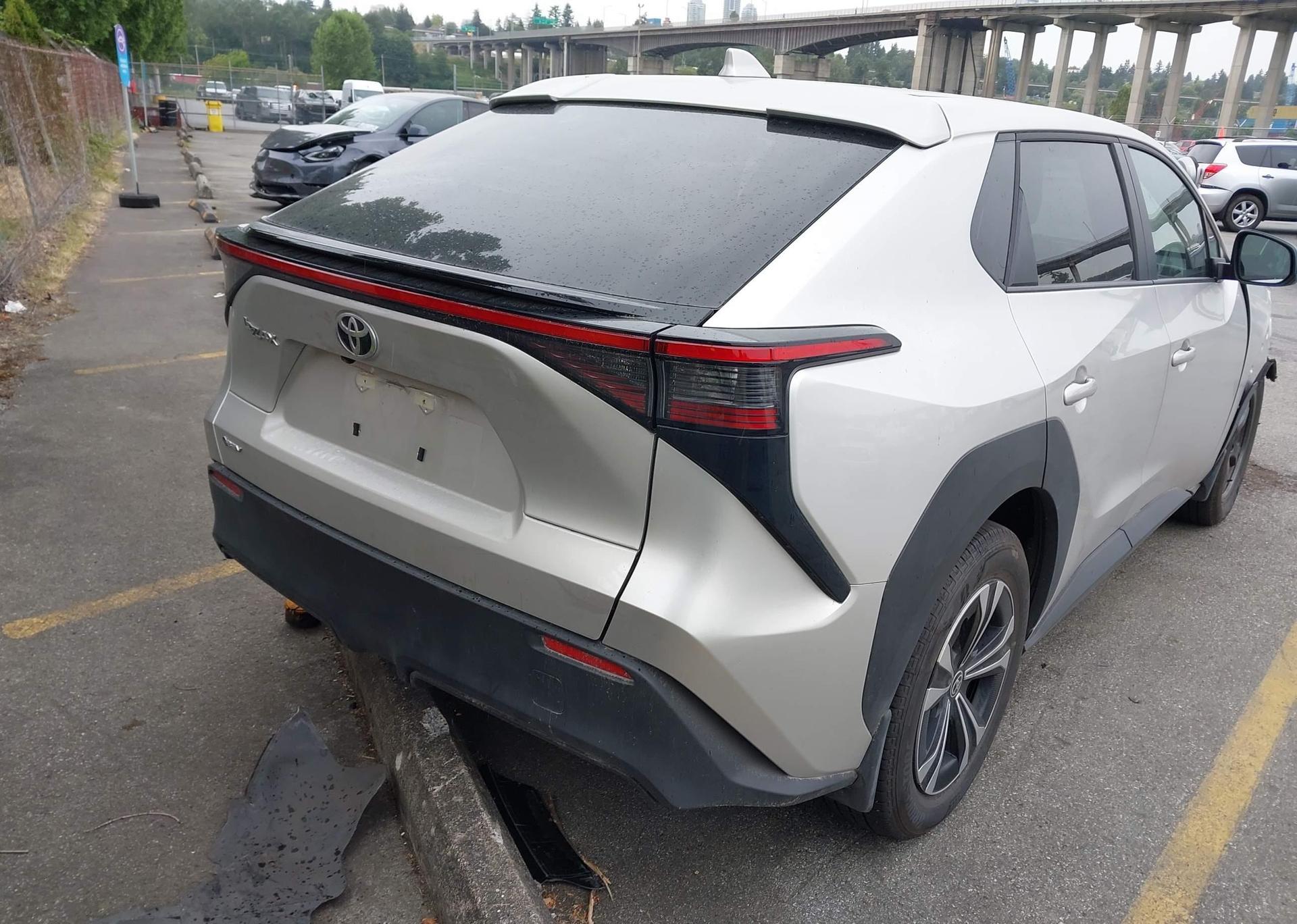2024 TOYOTA BZ4X