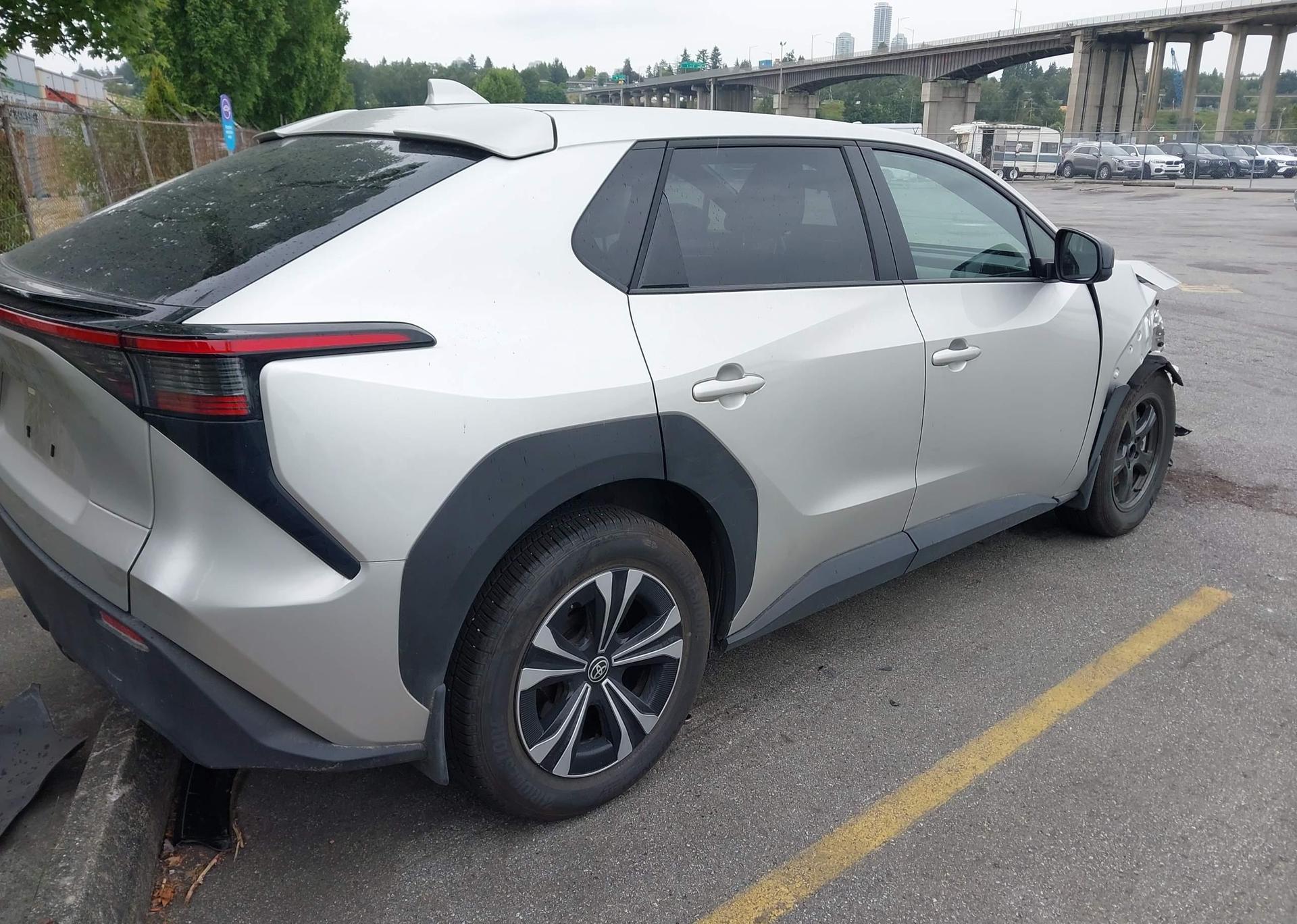 2024 TOYOTA BZ4X