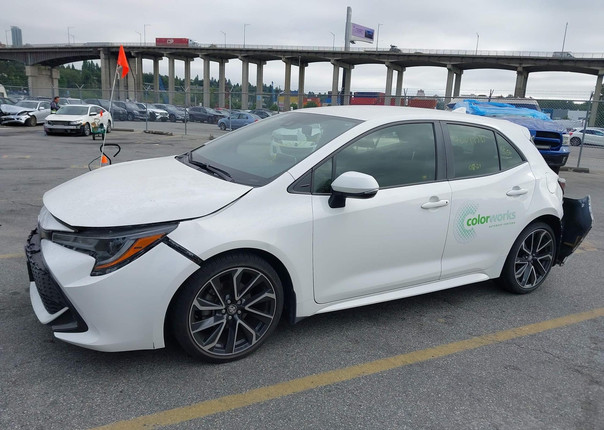 2019 TOYOTA COROLLA SE