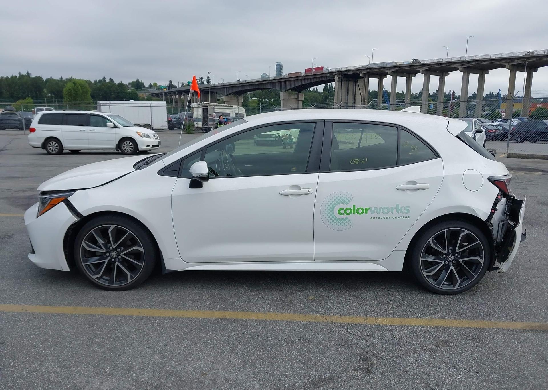 2019 TOYOTA COROLLA SE