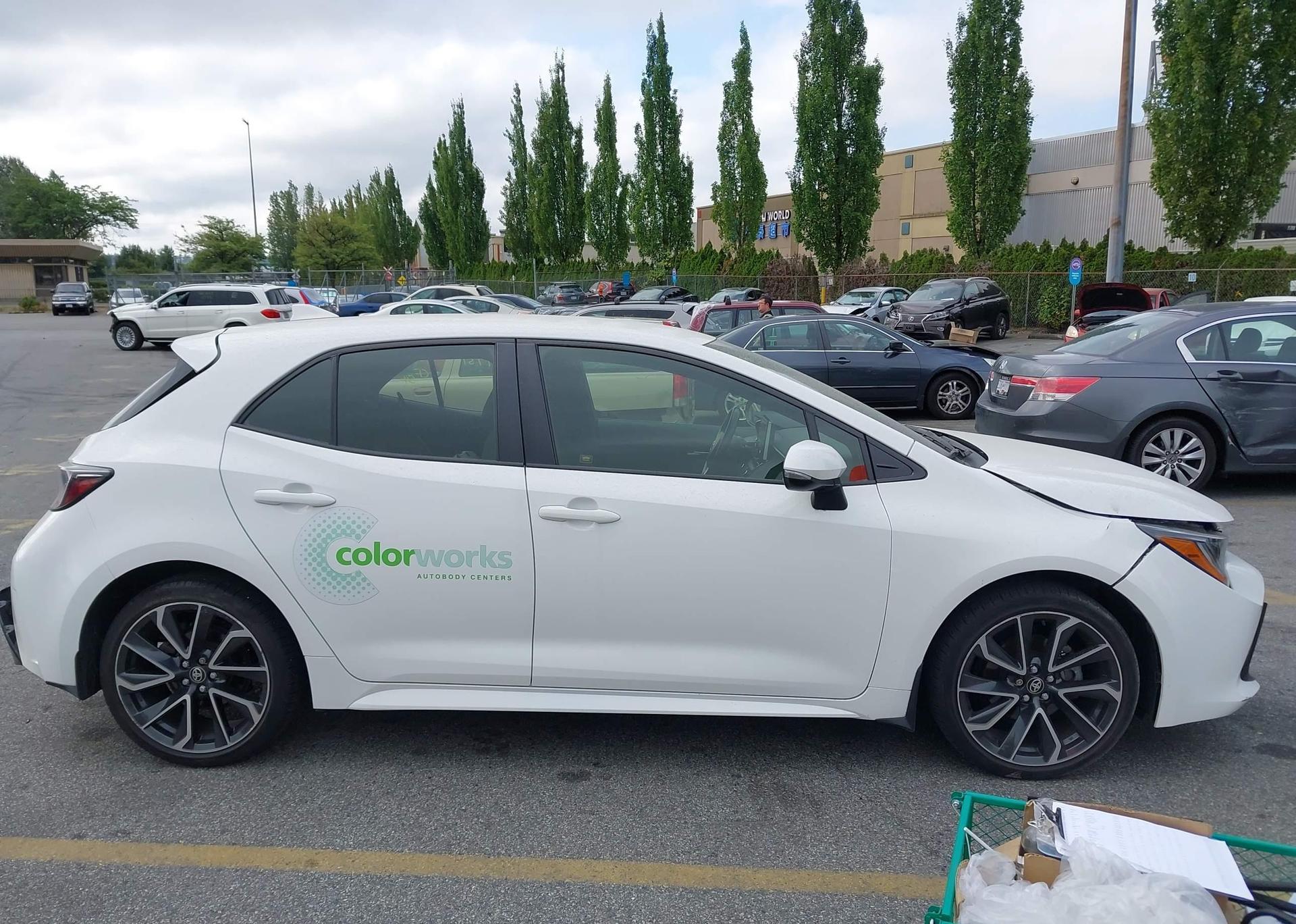 2019 TOYOTA COROLLA SE