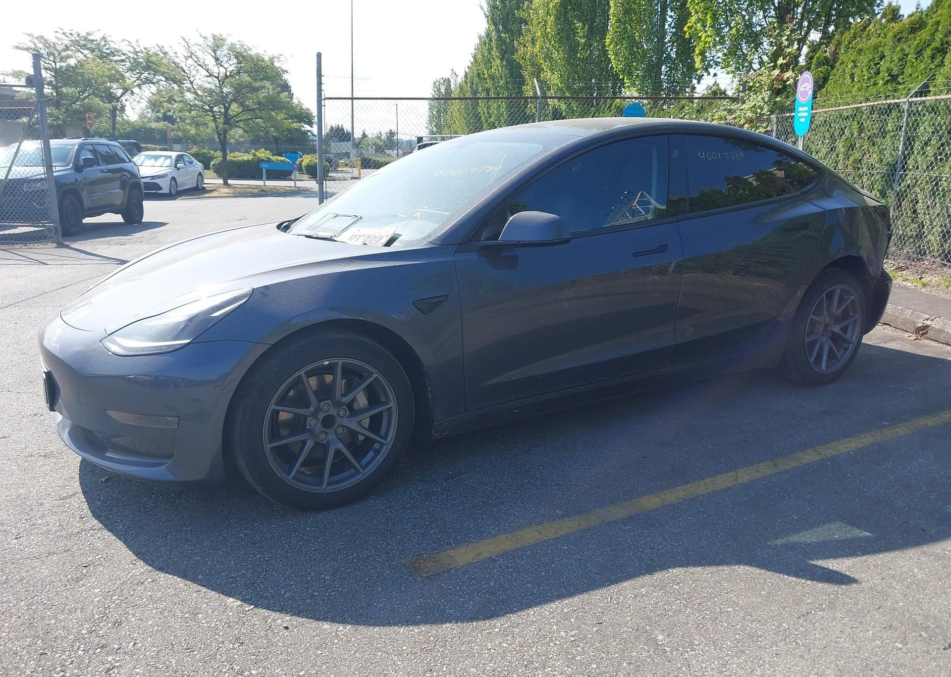2023 TESLA MODEL 3