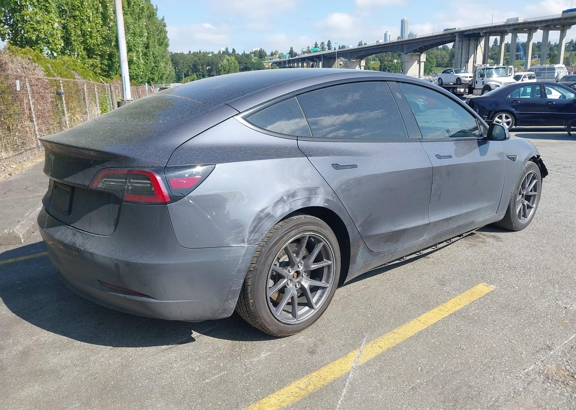 2023 TESLA MODEL 3