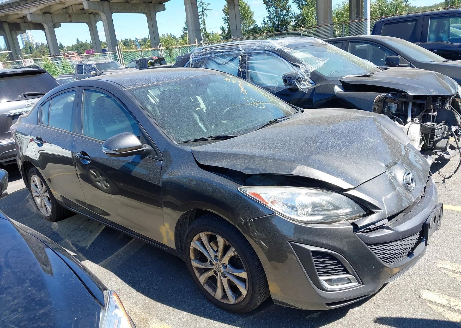 2010 MAZDA 3 S