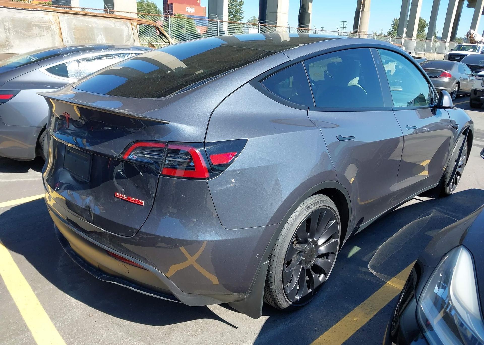 2022 TESLA MODEL Y