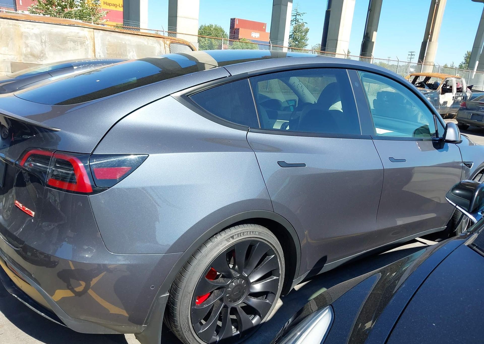2022 TESLA MODEL Y