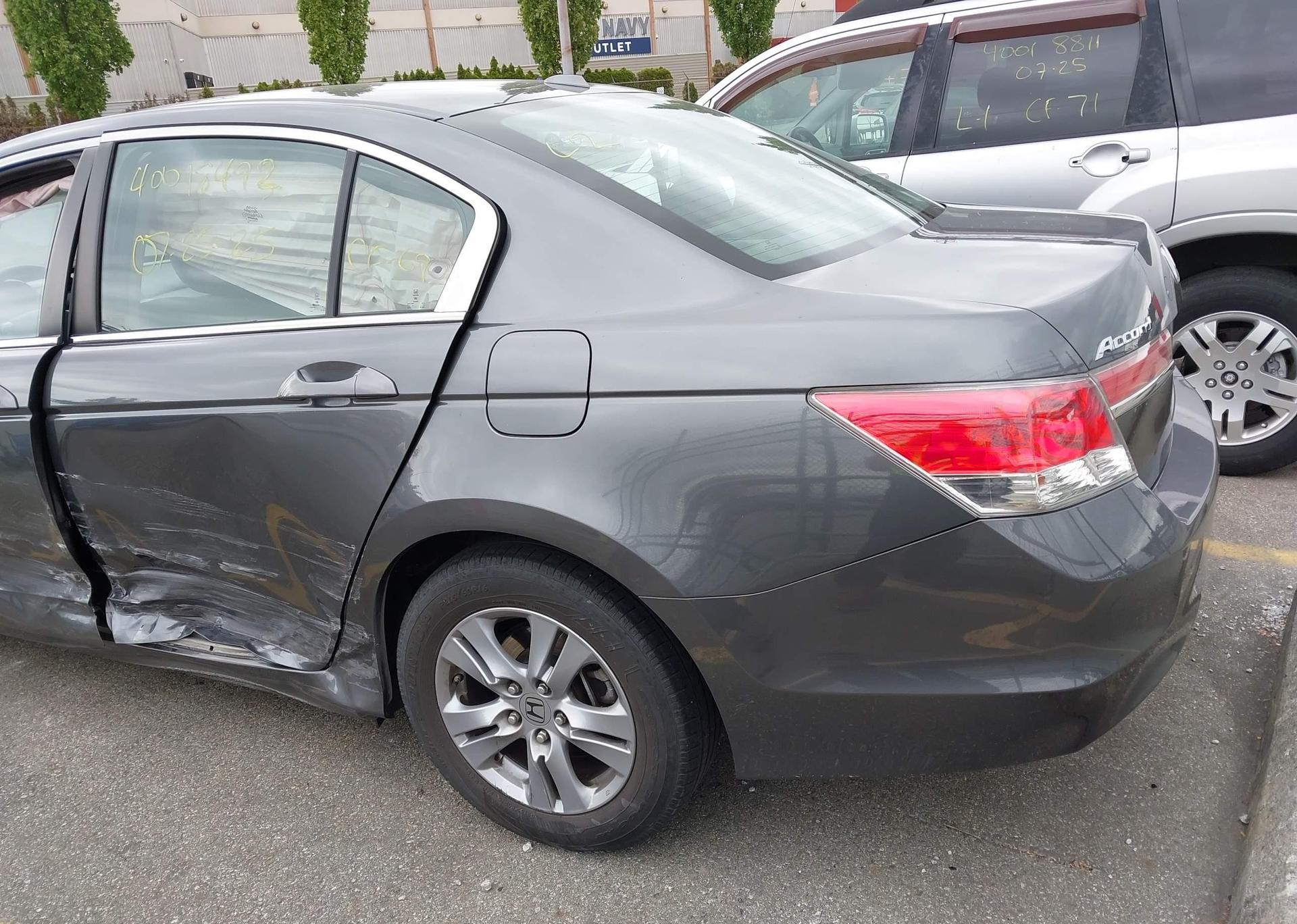 2012 HONDA ACCORD SE