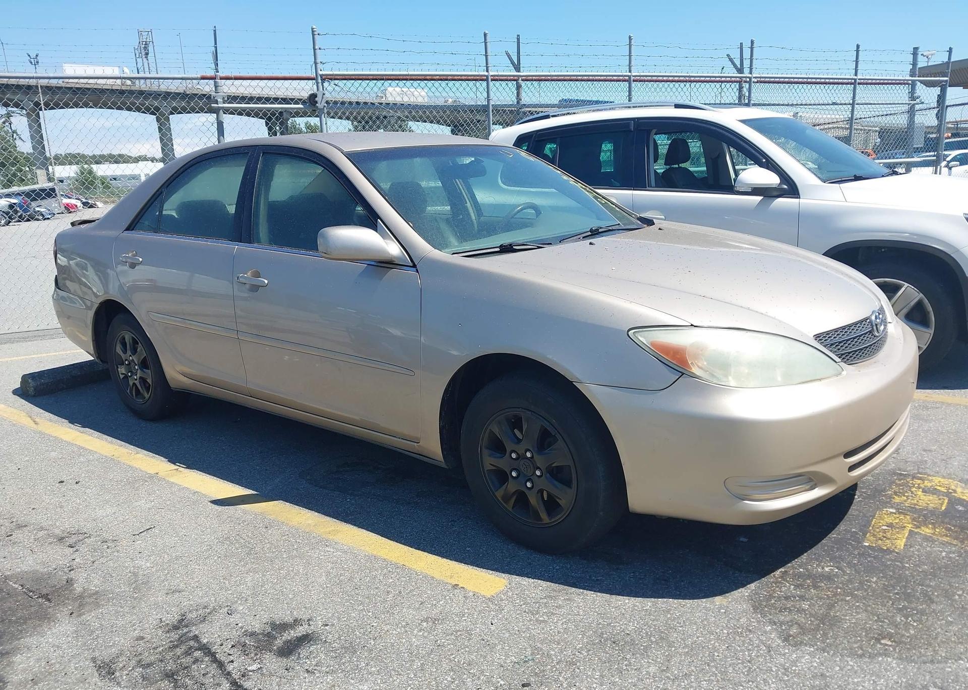 2002 TOYOTA CAMRY