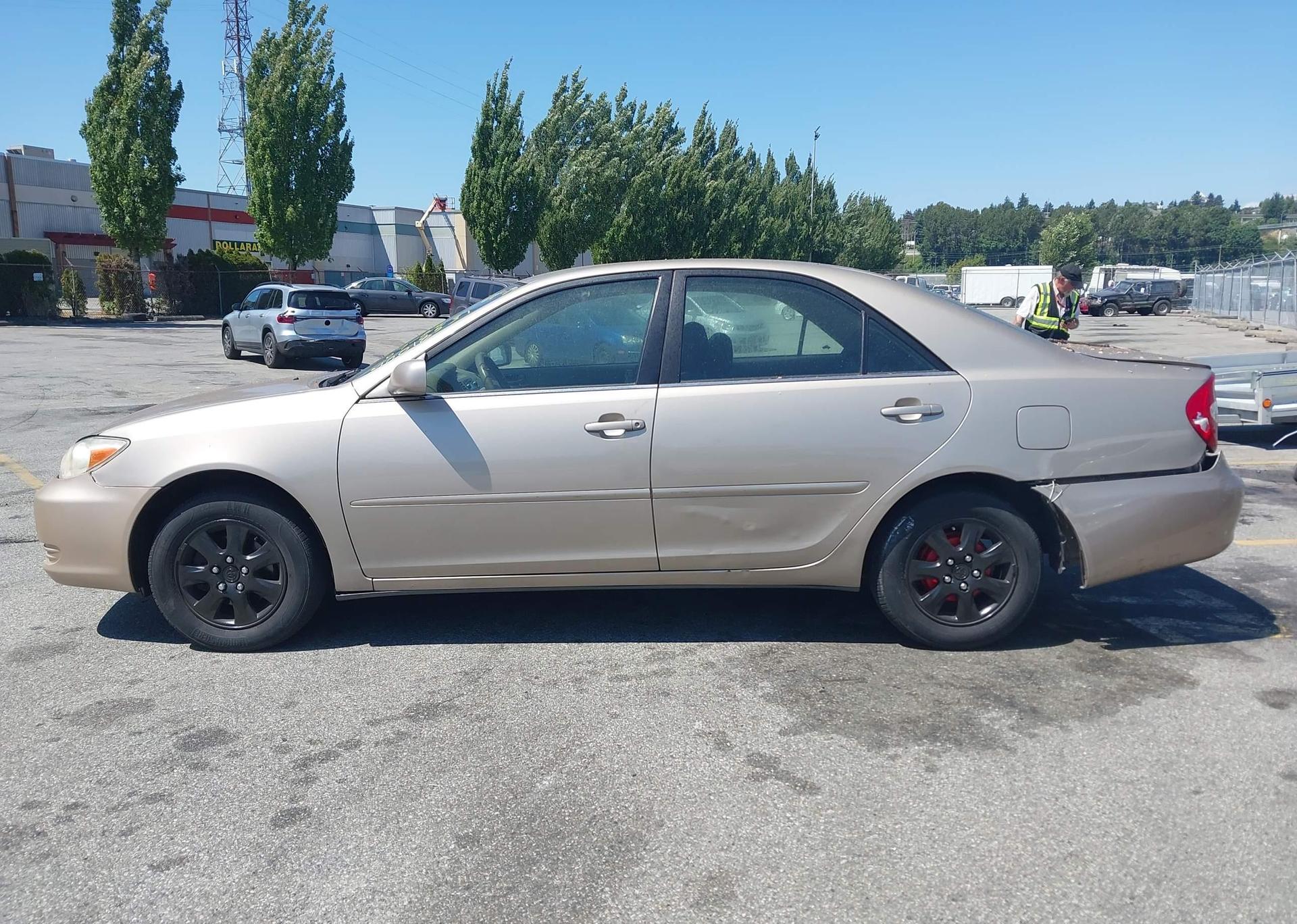 2002 TOYOTA CAMRY